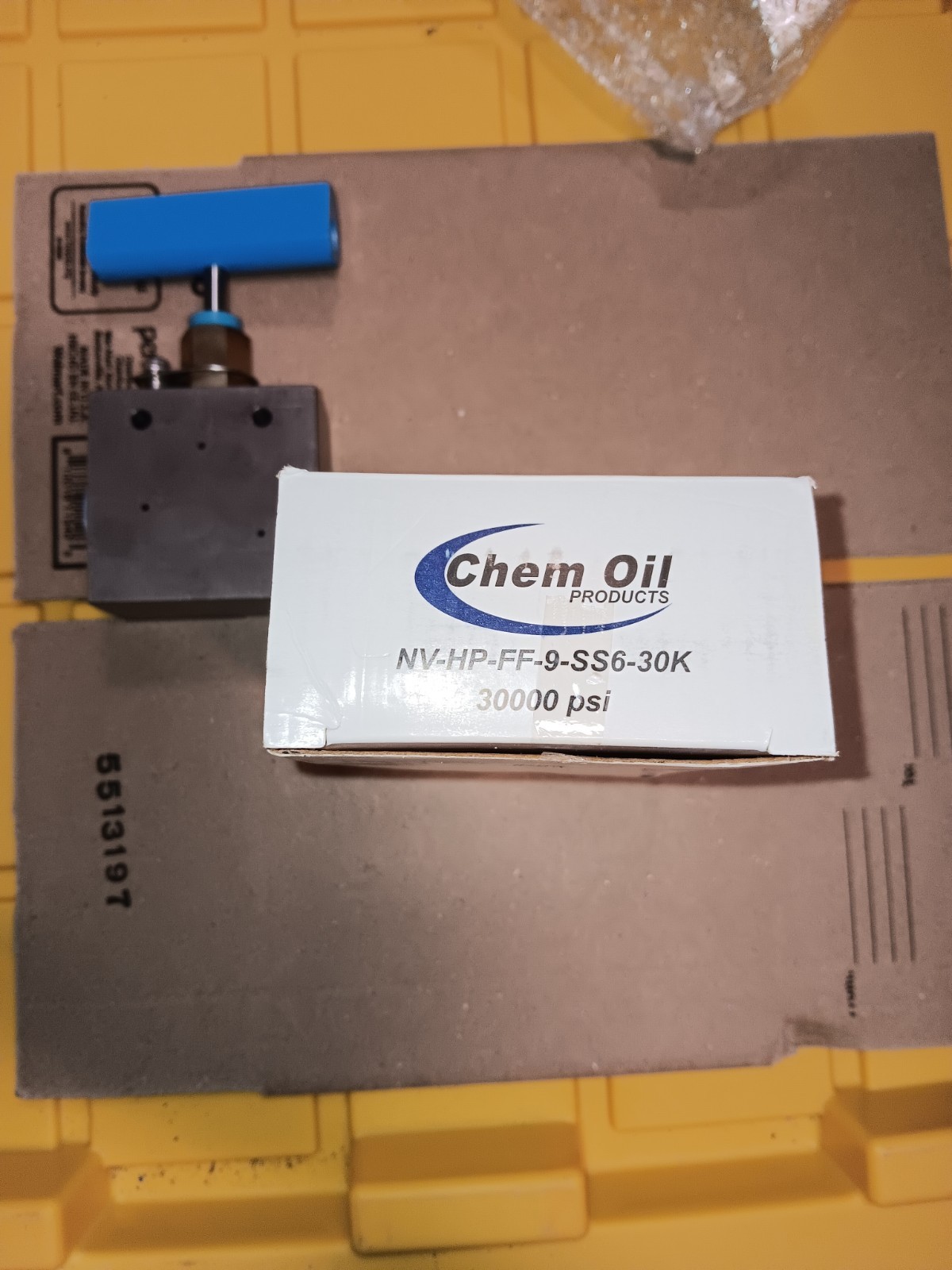 Oilfield 9-16″ High Pressure Chemoil needle valve
