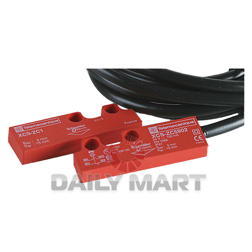 New In Box SCHNEIDER XCSZC5902 Magnetic Safety Switches