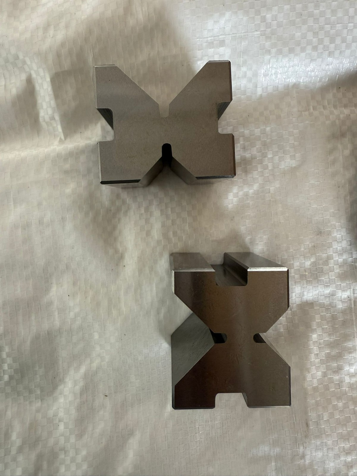 VME VB-1 Block Clamp pairs