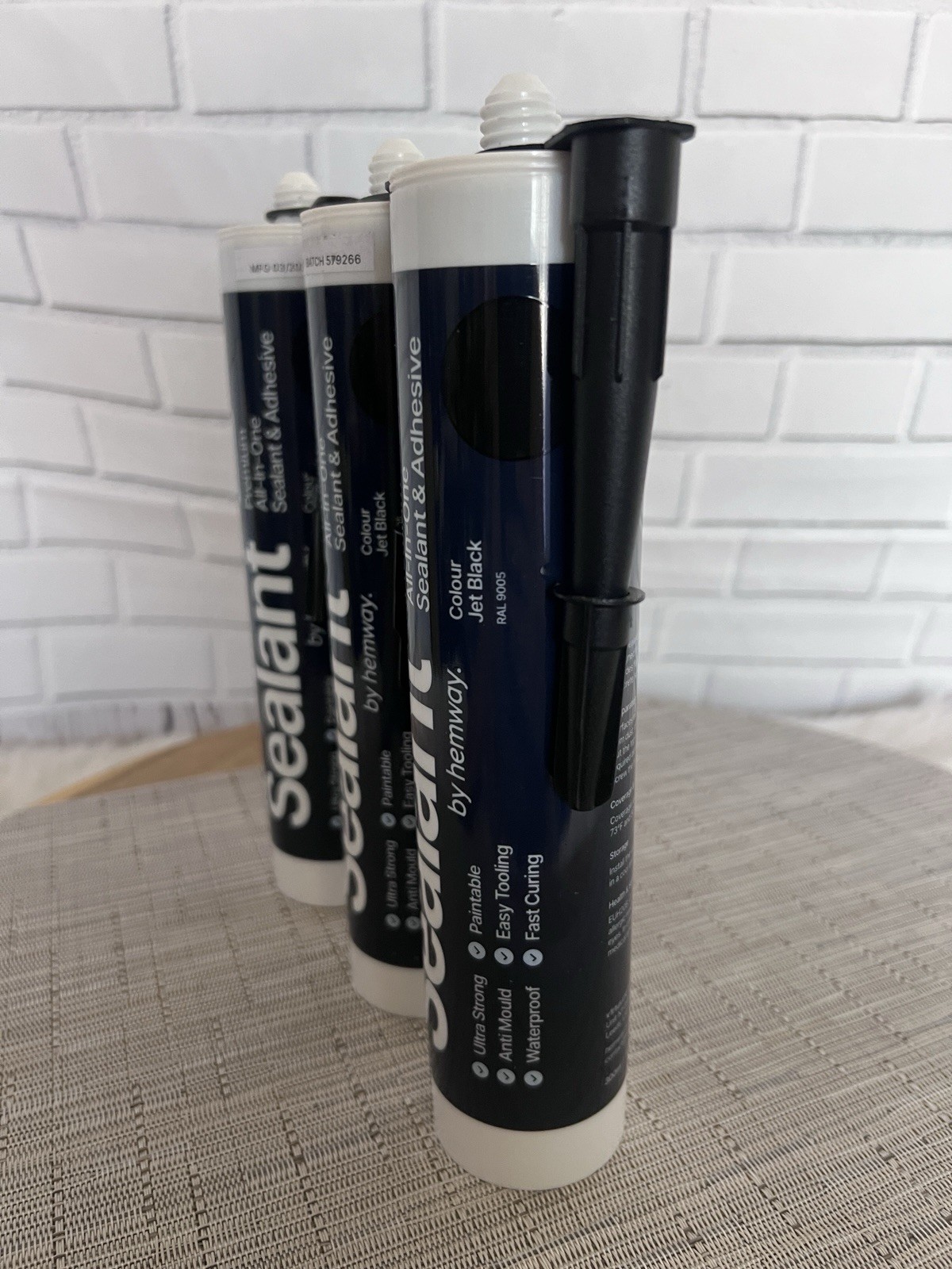 Jet Black Construction Sealant & Adhesive All-in-One Hybrid Polymer | Superio…