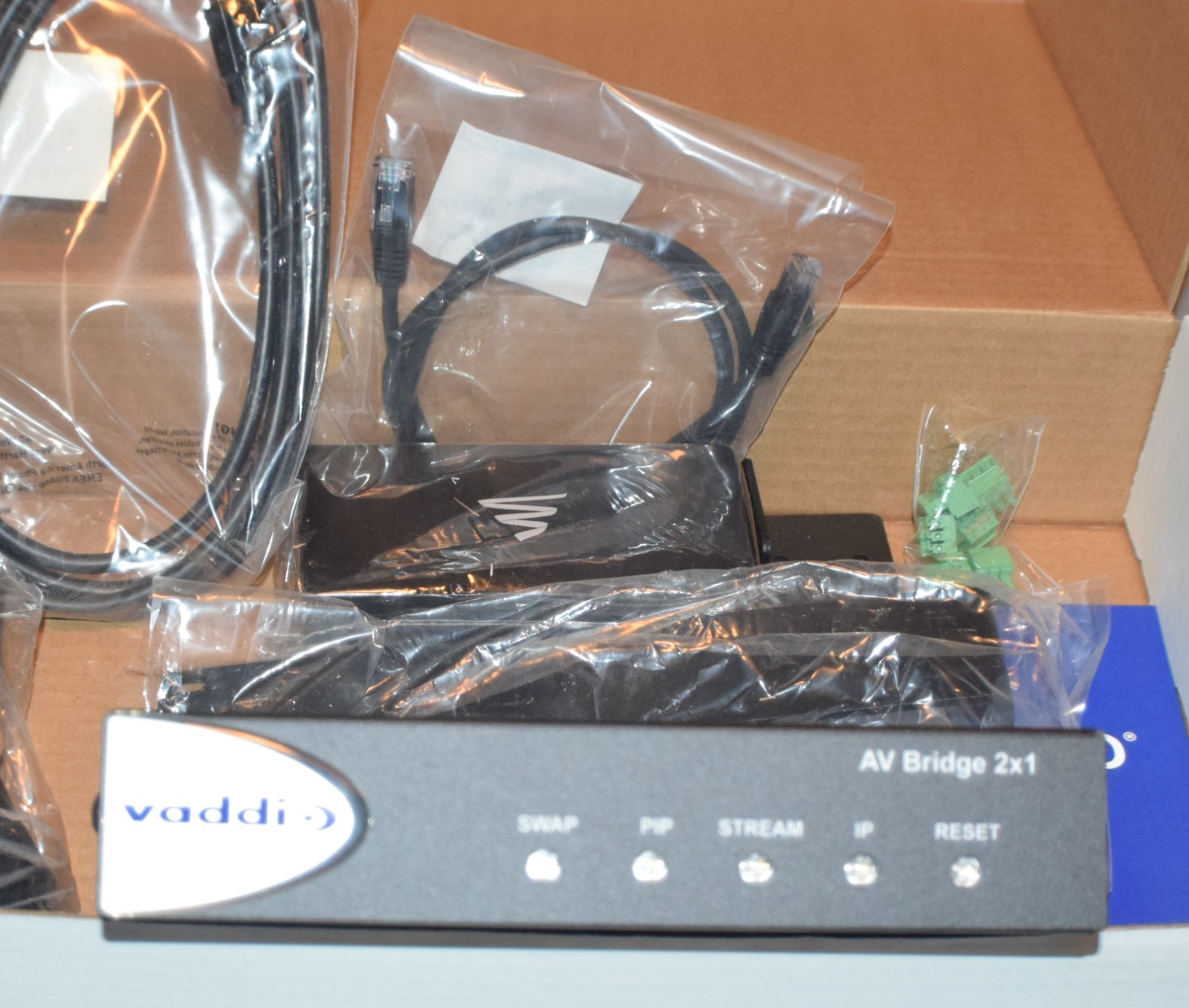 Vaddio AV Bridge 2×1
