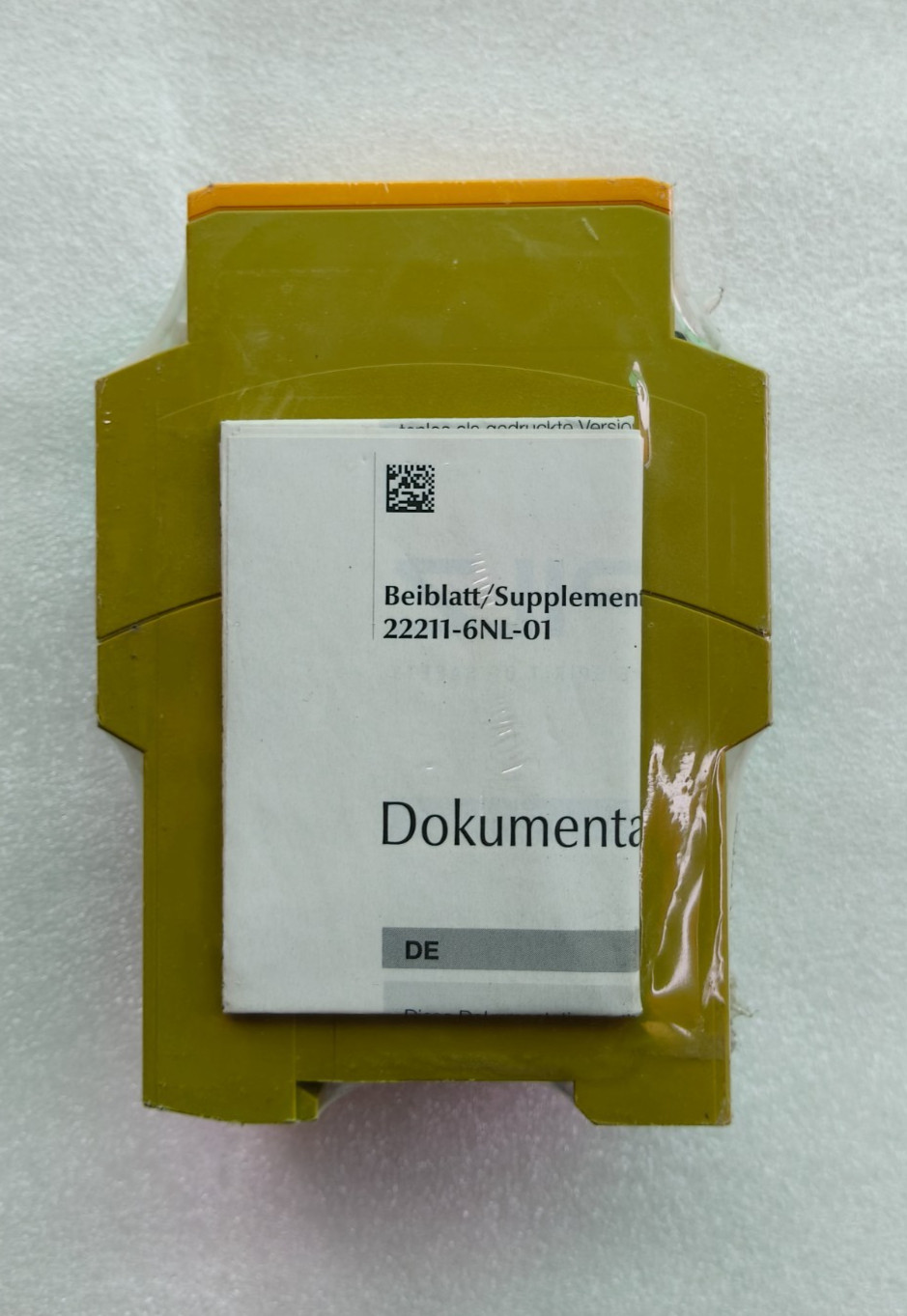 Pilz PN0Z X4 24VDC 3n/o 1n/c Safety Relay. Ident. No: 774730