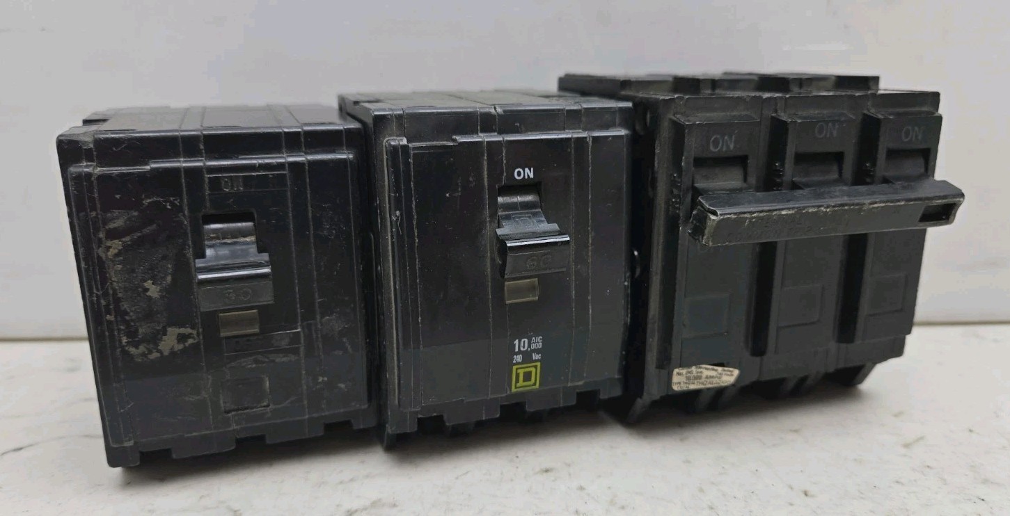 Mixed Lot of 3 Pole Circuit Breakers 100A 60A 30A Square D Ge See Pictures