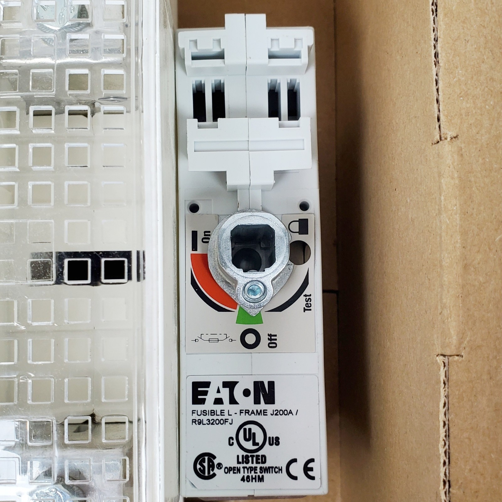 EATON R9L3200FJ Fusible Rotary Disconnect 200A, 3 Pole, 600VAC, L Frame, New!