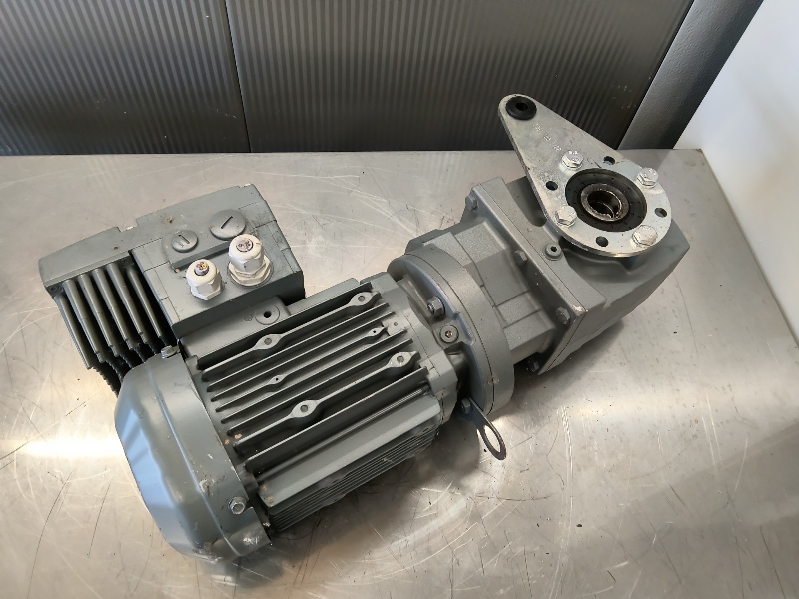 SEW Movimot WA47/T DRS80M4/MM11/LN