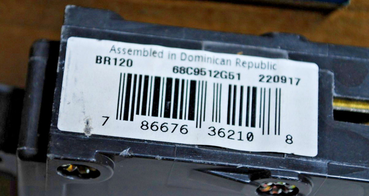Eaton BR120 20A 1-Pole Circuit Breakers 1 Box of 10 BR Type Plug-In NTO