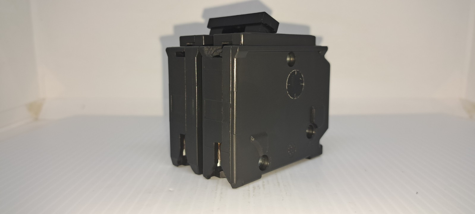SQUARE D HOM230 30 AMP 2 POLE 120/240V CIRCUIT BREAKER TYPE HOM FLAW