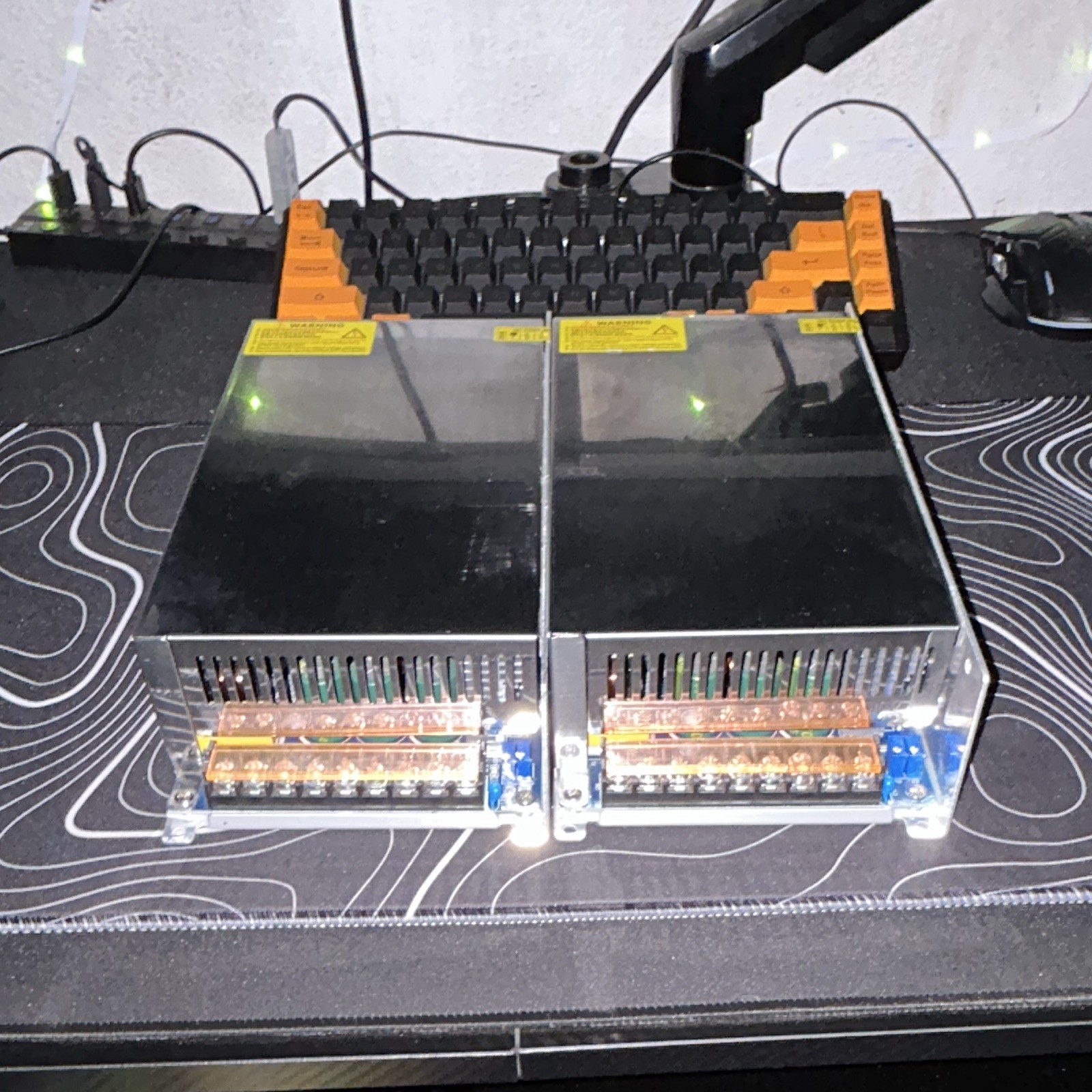 2 12v 100a 1200w Power supply’s