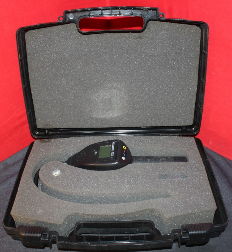 JB Industries LD-5000 Prowler Refrigerant Leak Detector w/case AO4080787