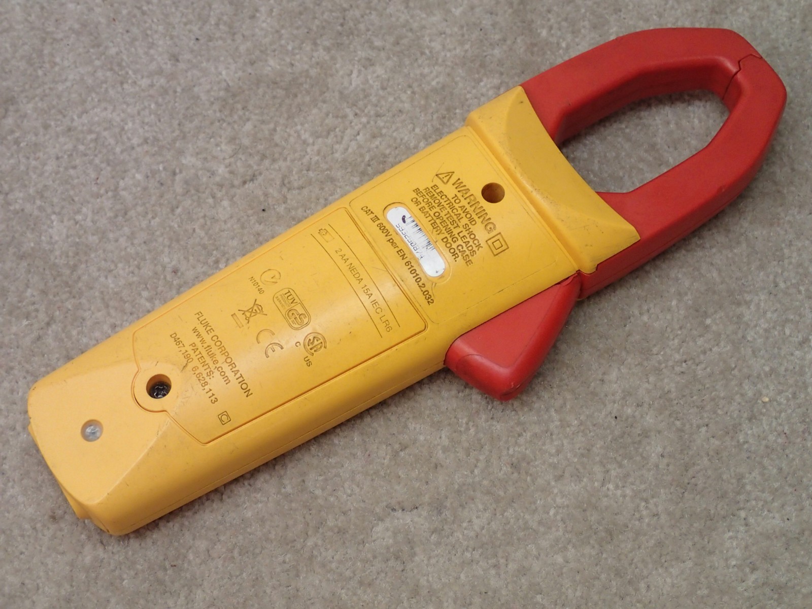 Fluke 337 True RMS Digital Clamp Meter Works but Hertz Out User Item