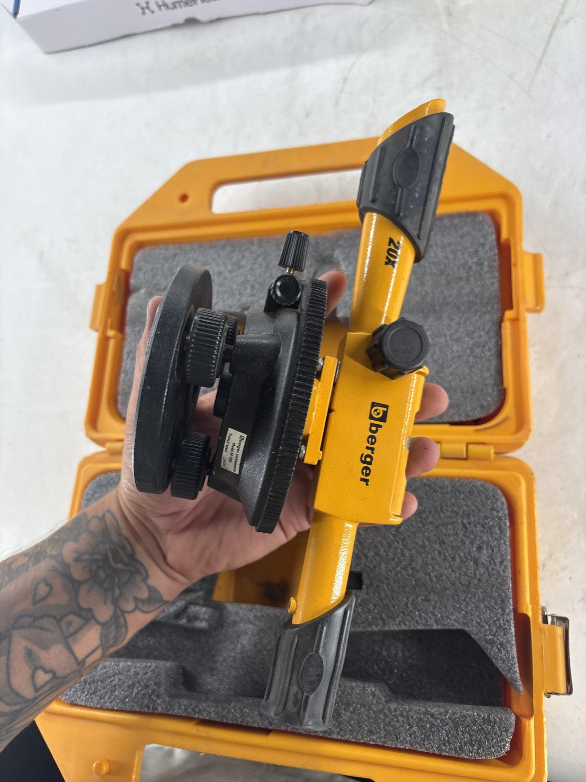 CST/berger 20X Optical Level Survey Instrument Yellow W Case Tripod Mount