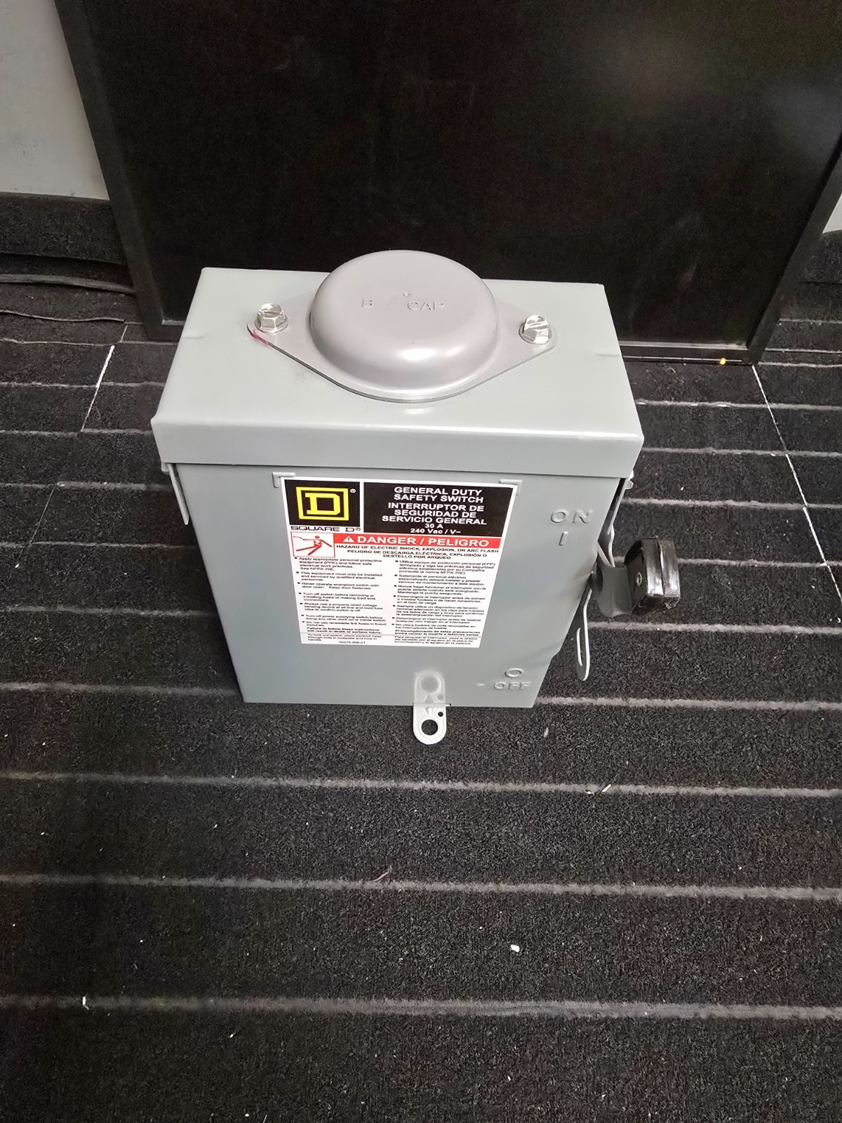 Square D D221NRB General Duty Safety Switch 30A 240V