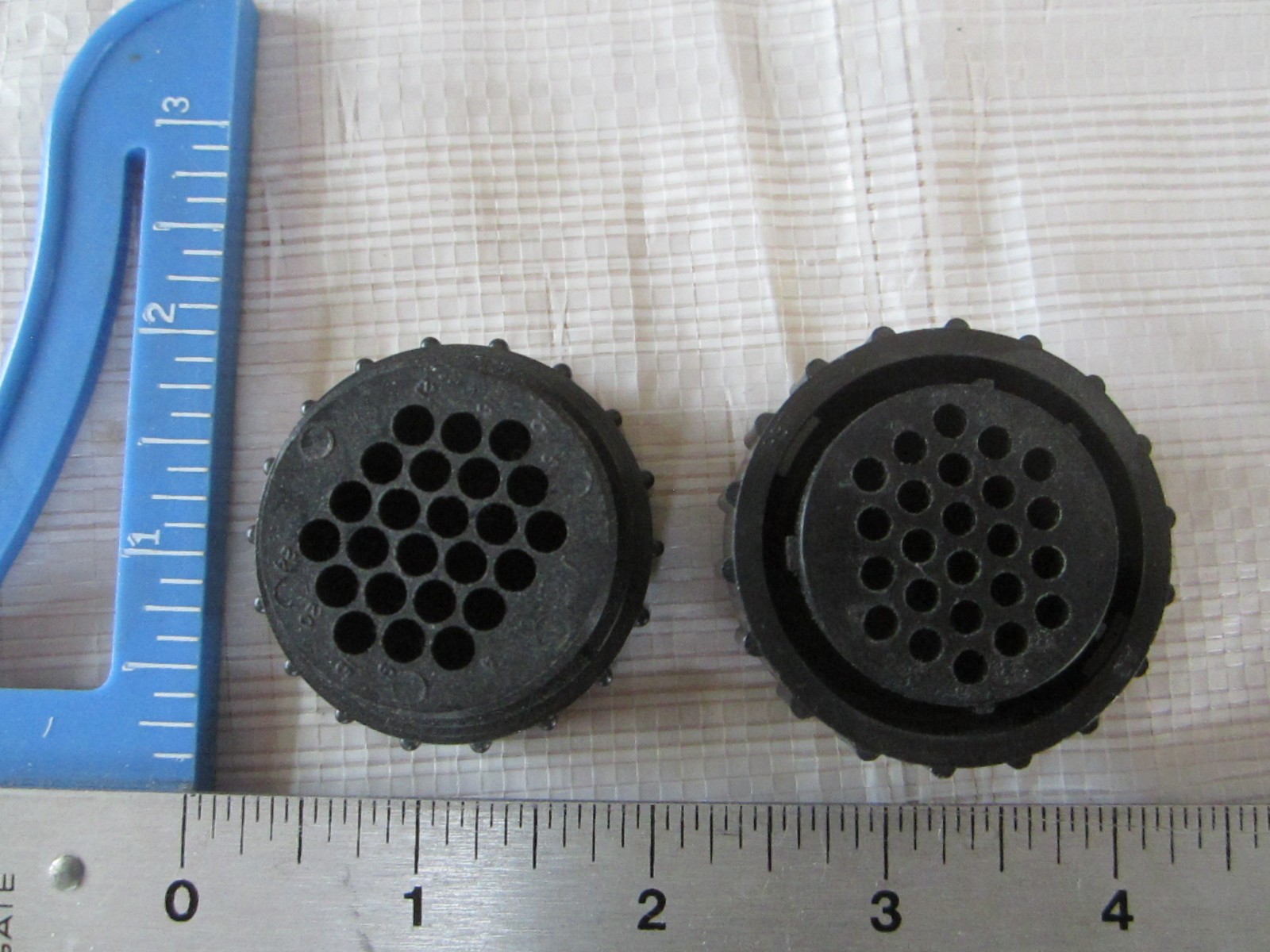 TE CONNECTIVITY 206837-1 CIRCULAR POWER CONNECTOR 24 POSITION LOT OF 3
