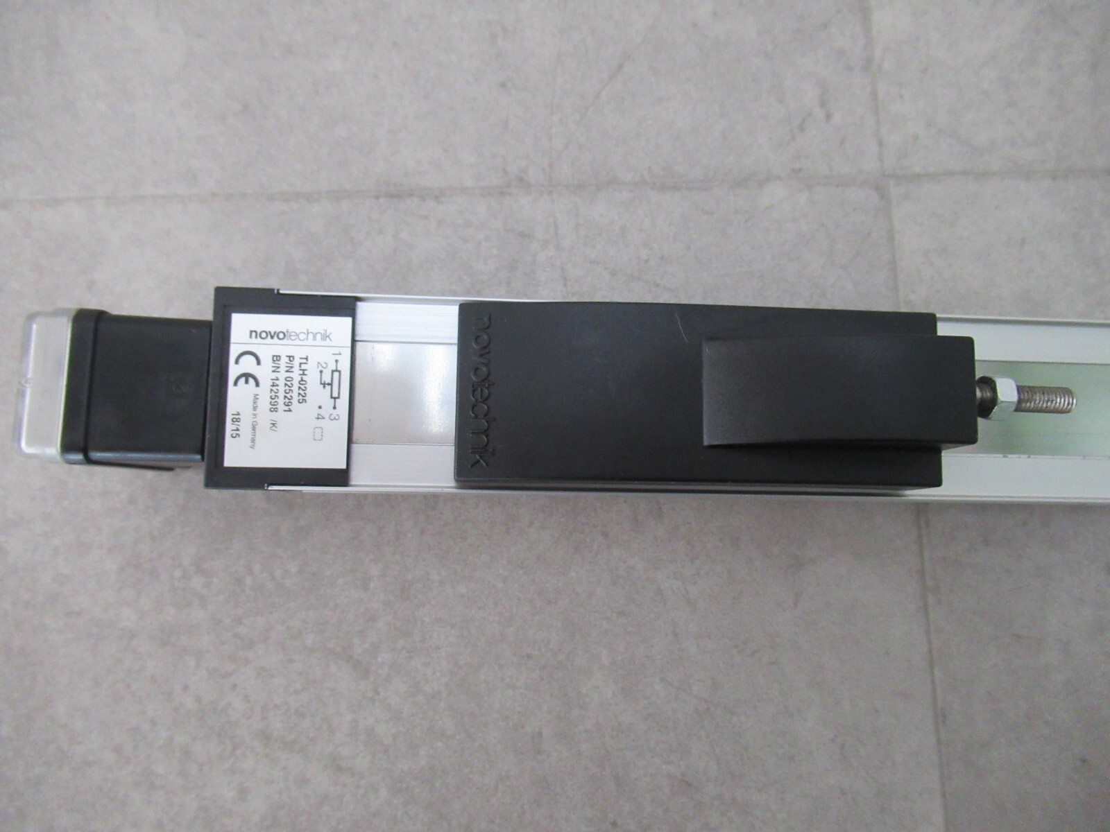 Novotechnik TLH-0225 Position Sensor Potentiometric Measuring Range 225Mm