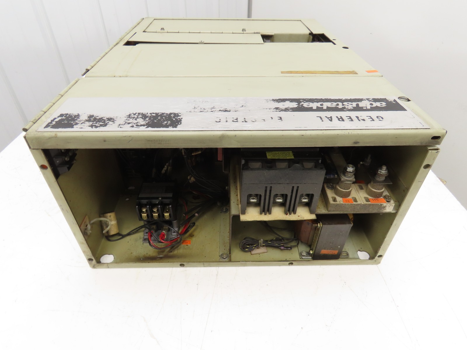 GE 6V15E3424 Valutrol DC Adjustable Speed Drive 10Hp 37A 240VDC – 460V 3PH Input