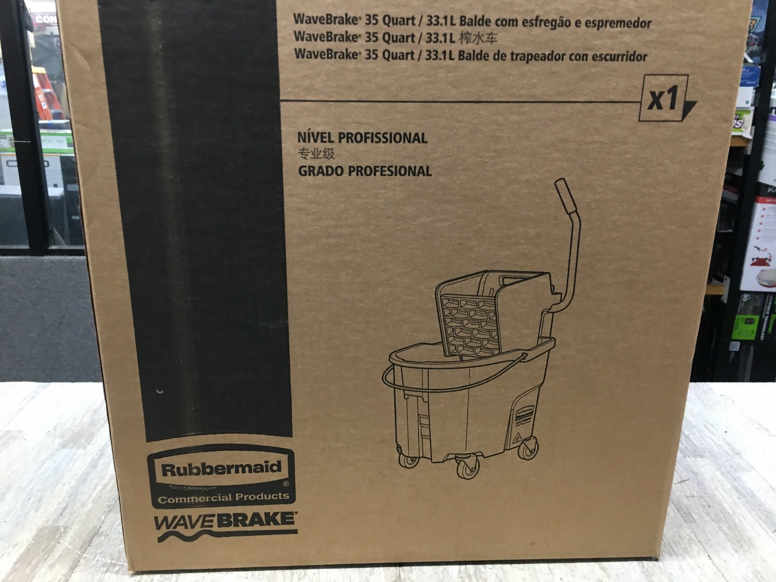 Rubbermaid FG758088YEL WAVEBRAKE 35 QT SIDE PRESS BUCKET AND WRINGER New