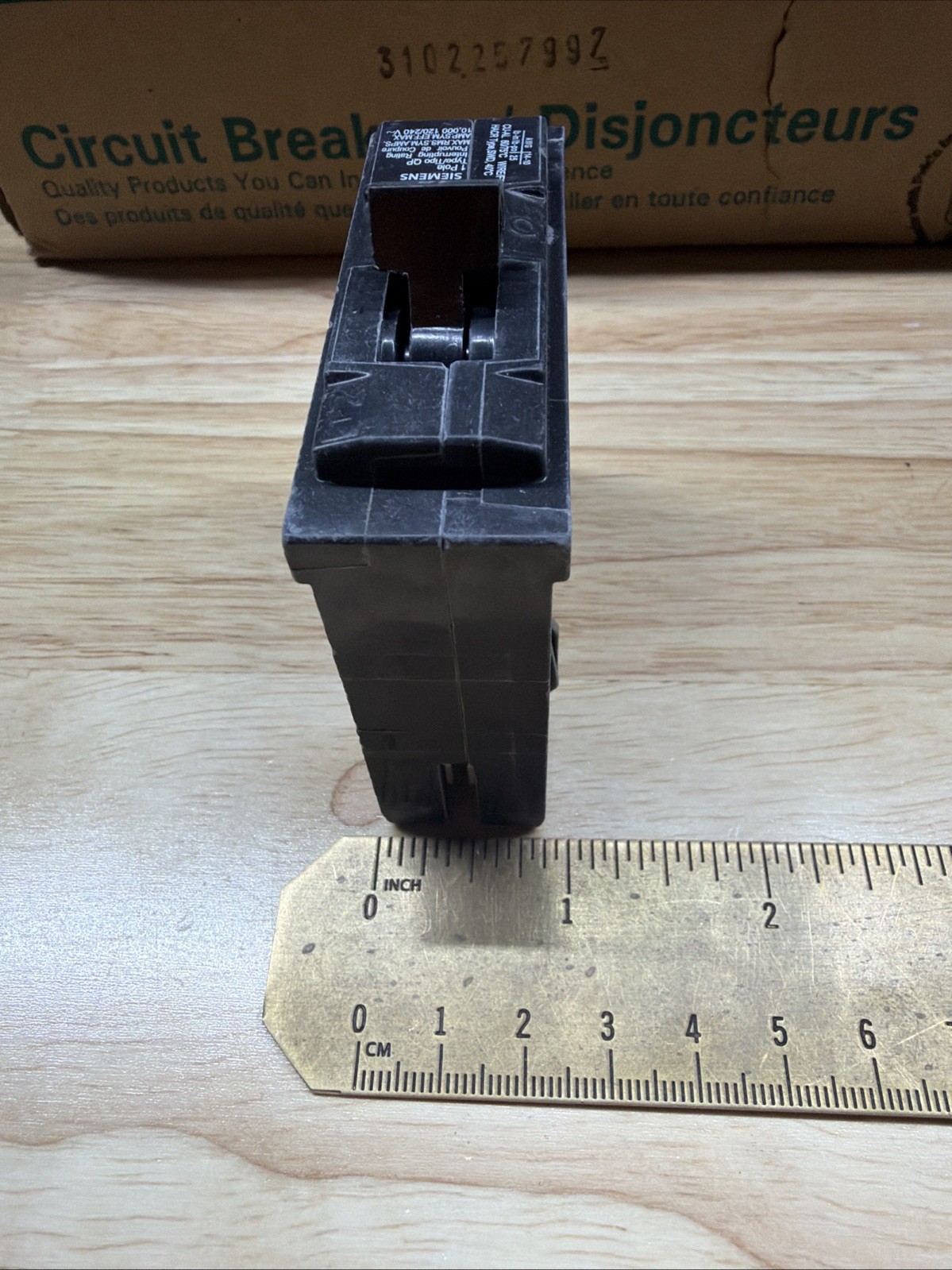 Siemens Q115 1 Pole 15 Amp 120V Type QP Circuit Breaker Box Of 12 New Surplus
