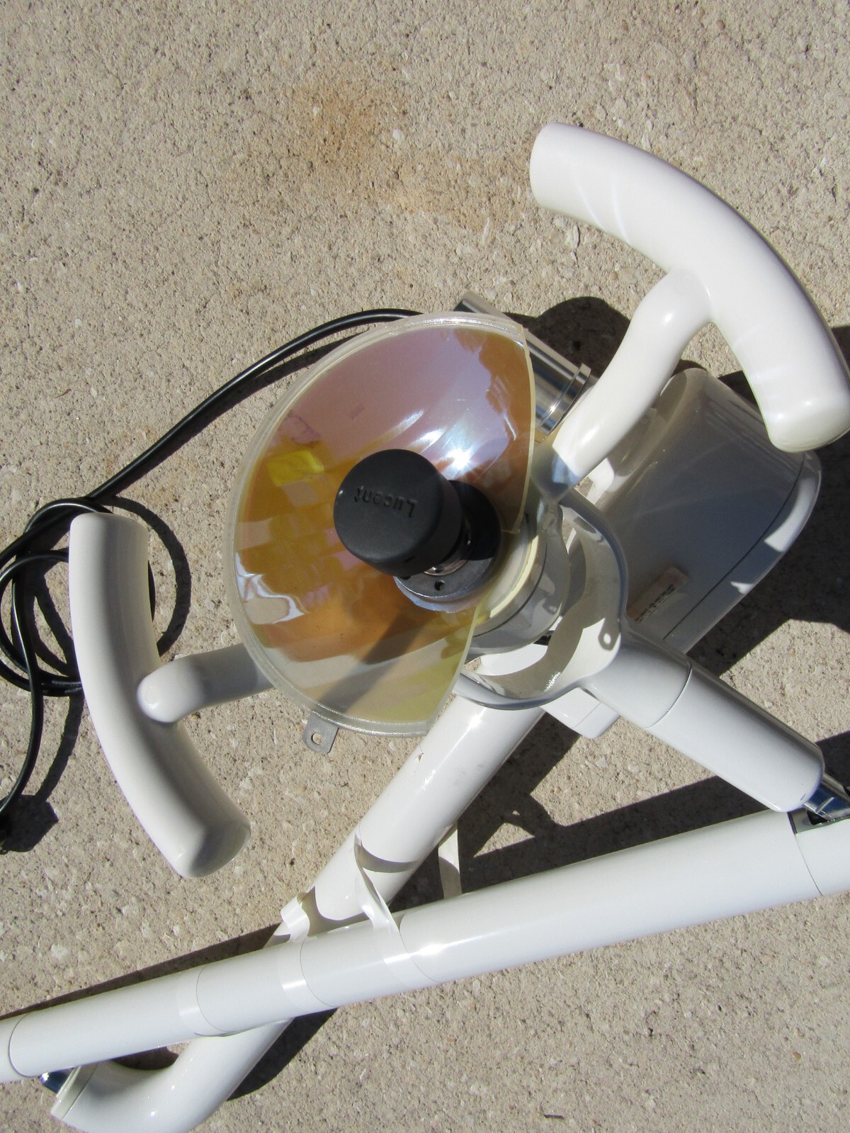 Lucent Dental Operatory Light 115V 60 Hz 61W AS-IS For Parts or Repair