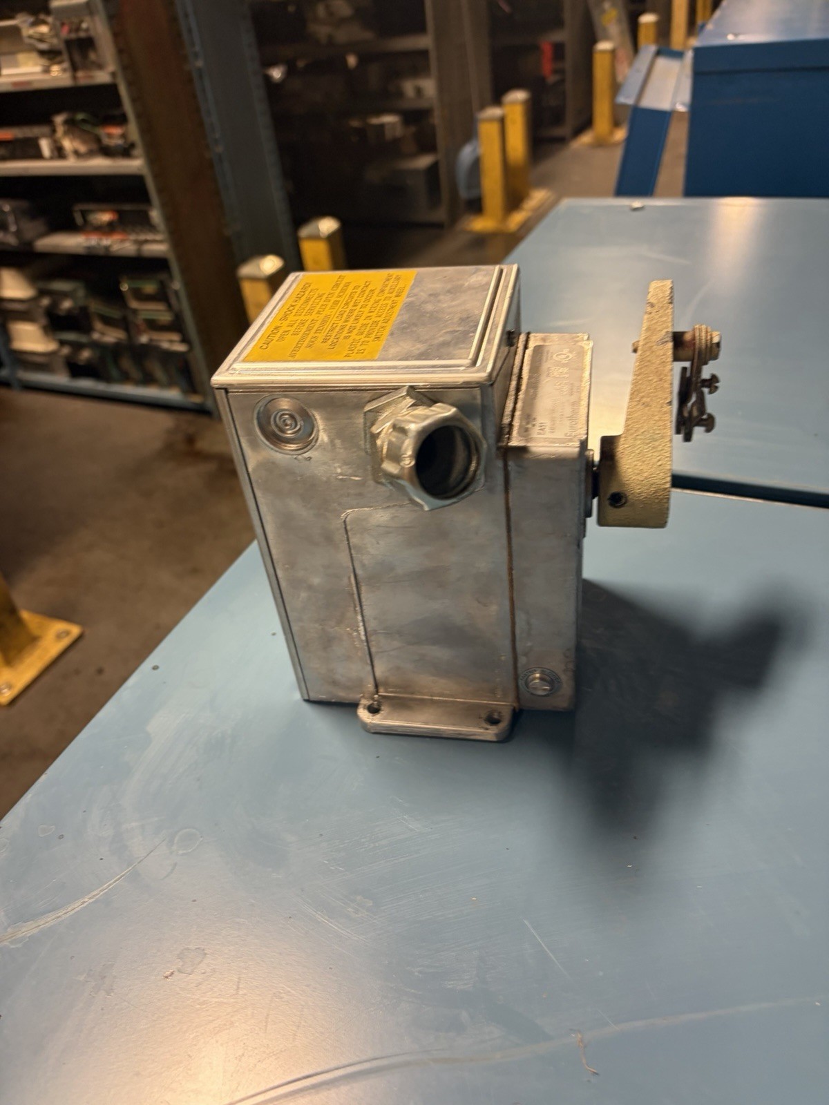 EUROTHERM EA51 ACTUATOR 120V 0.9A USED
