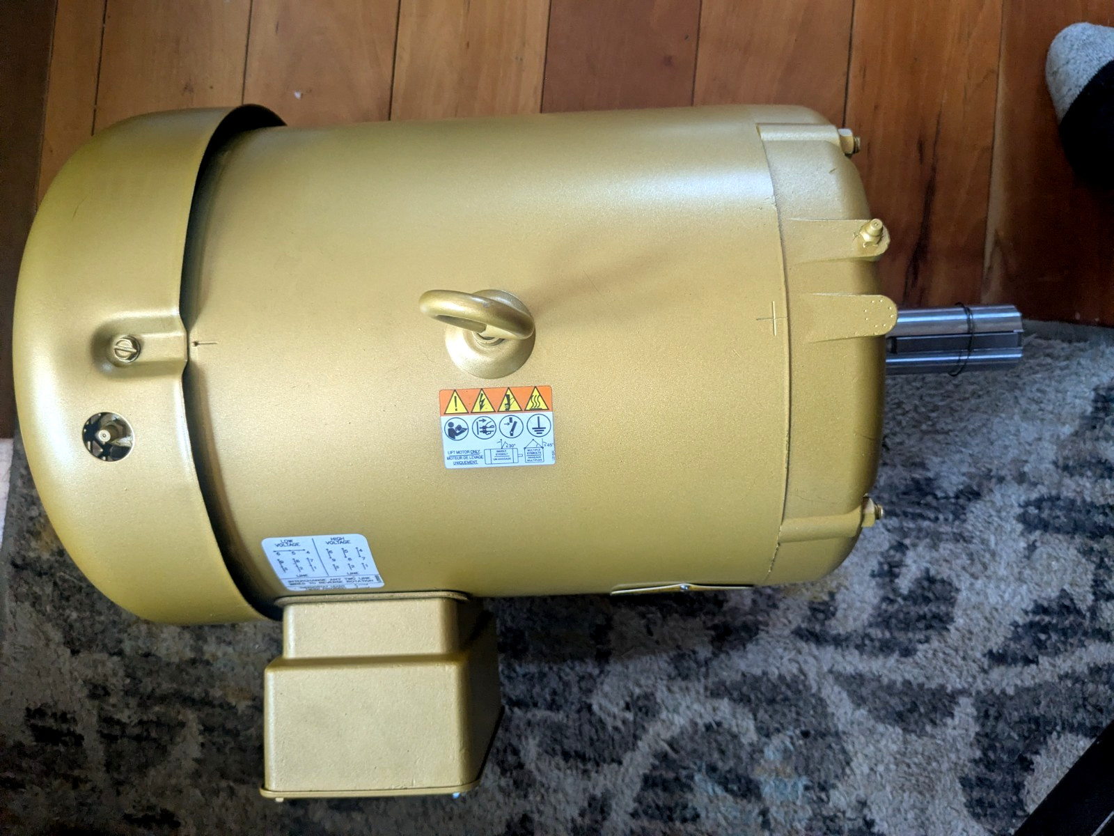 New Baldor 10 HP Super-E Electric Motor Em3711T 230/460 Vac 215T Frame RPM 3490