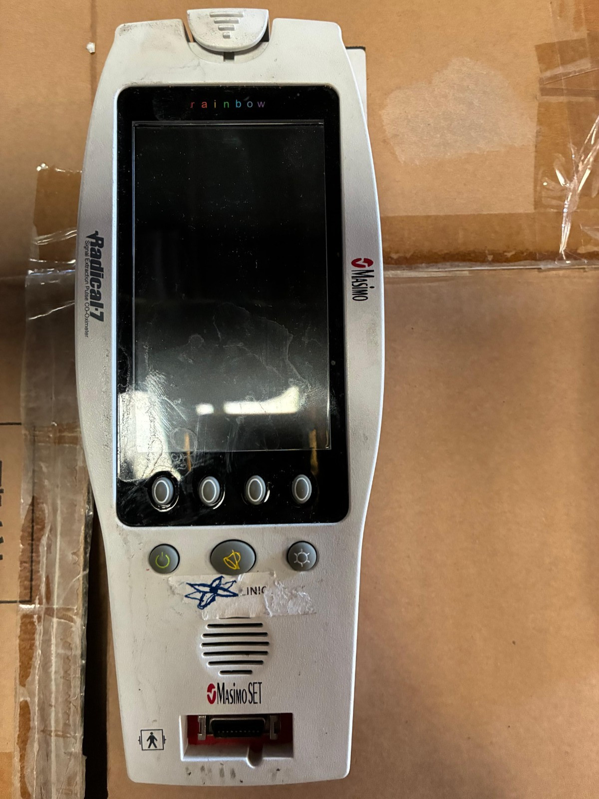 Masimo Radical-7 Signal Extraction Pulse CO-Oximeter Handheld Unit Rainbow SET