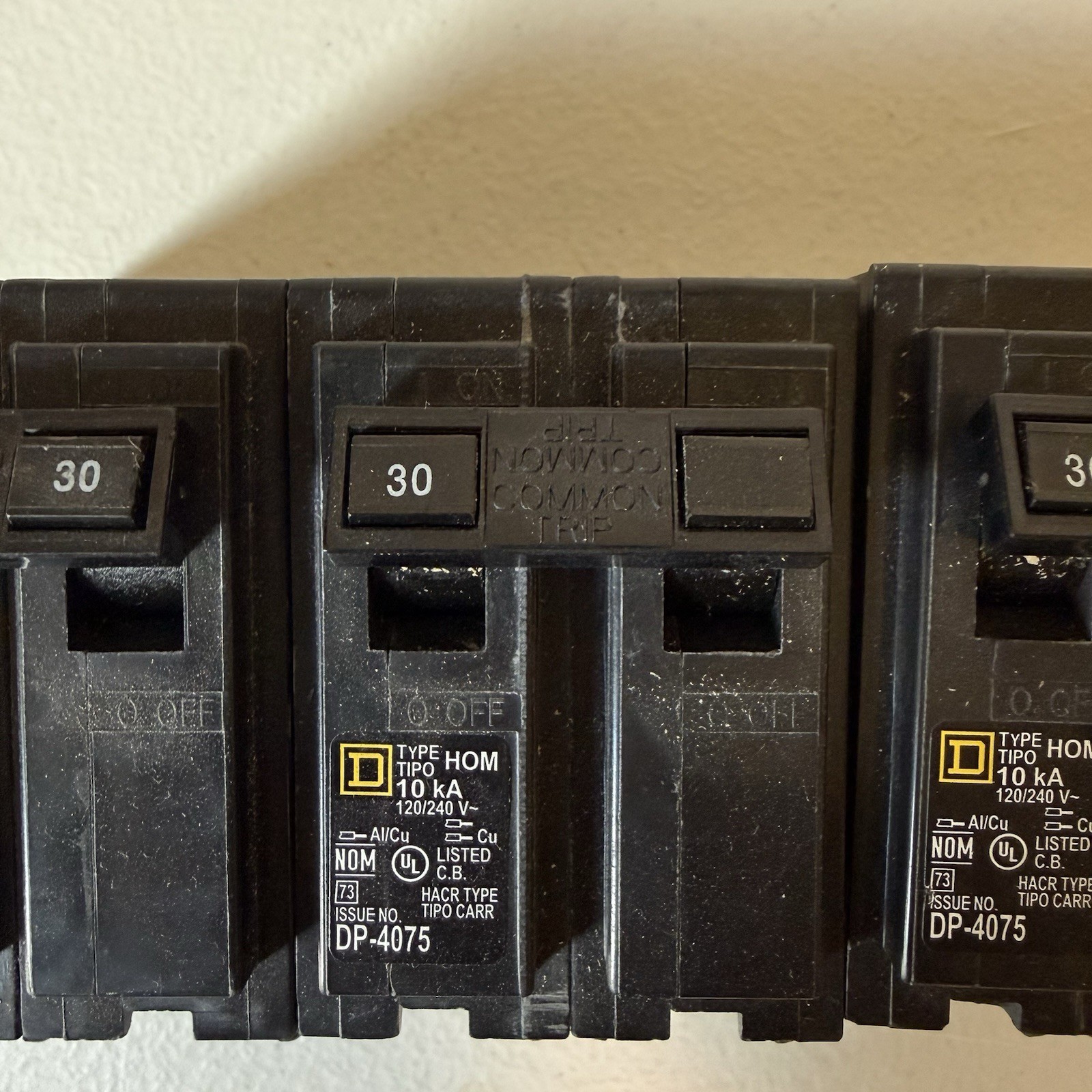 Lot of 3 Square D HOM230 Circuit Breaker 2-Pole 30 Amp 120/240 Volt AC Homeline