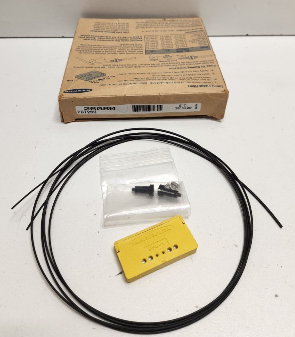 NEW IN BOX! BANNER FIBER OPTIC SENSOR 26080 PBT26U