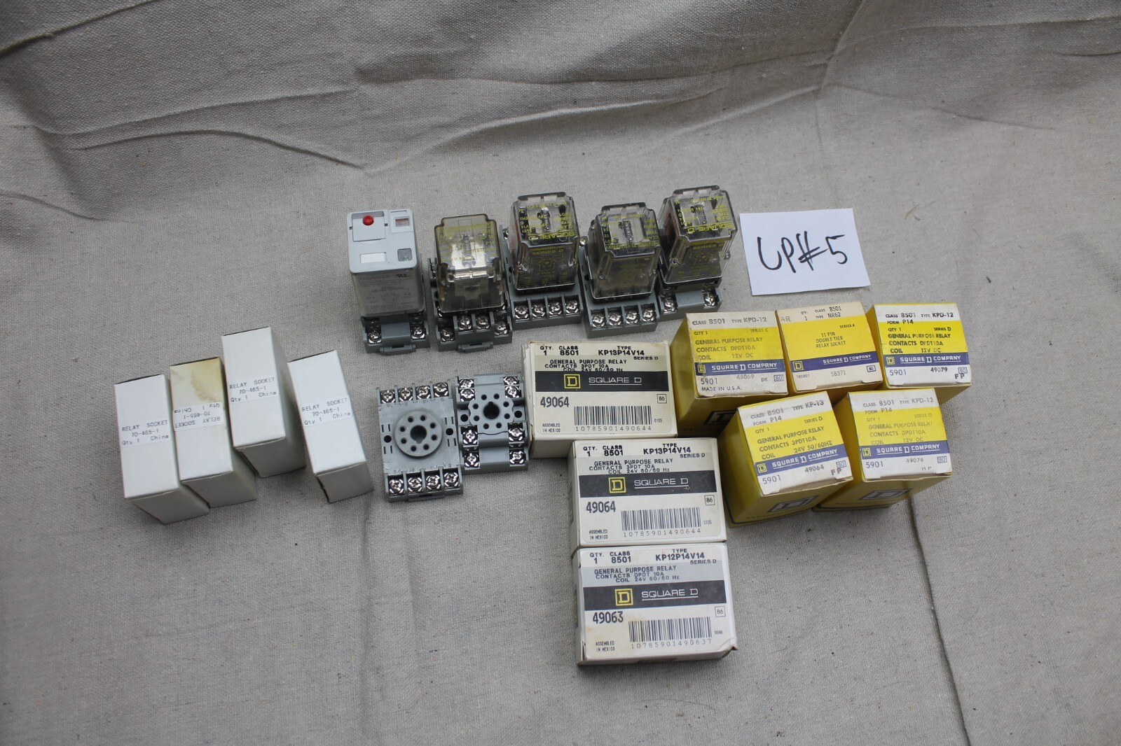 Lot of Electrical Parts Square D Socket Relay Contacts KP12P14V14 KP13P14V14 ++
