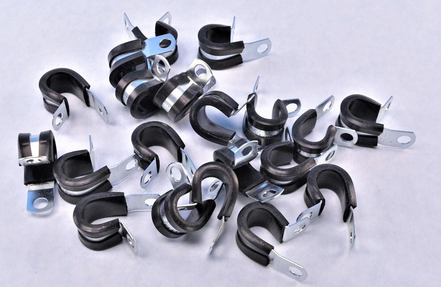 20 Pack Umpco 1/2″ Rubber Cushioned Loop Clamp Cable Wire Mounting Bracket