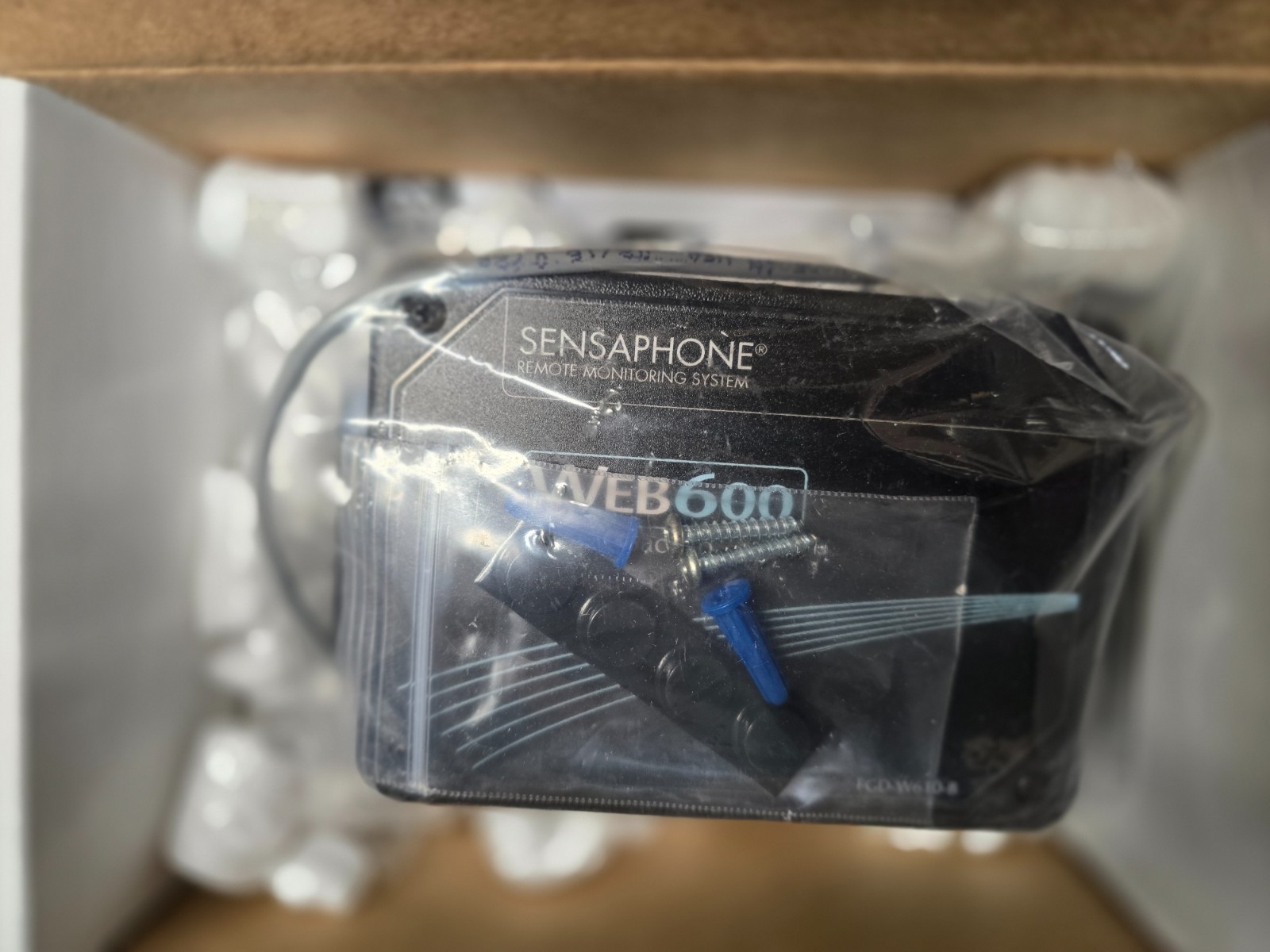 Sensaphone FGD-W600 Web 600 with Backup Battery FGD-W610-8