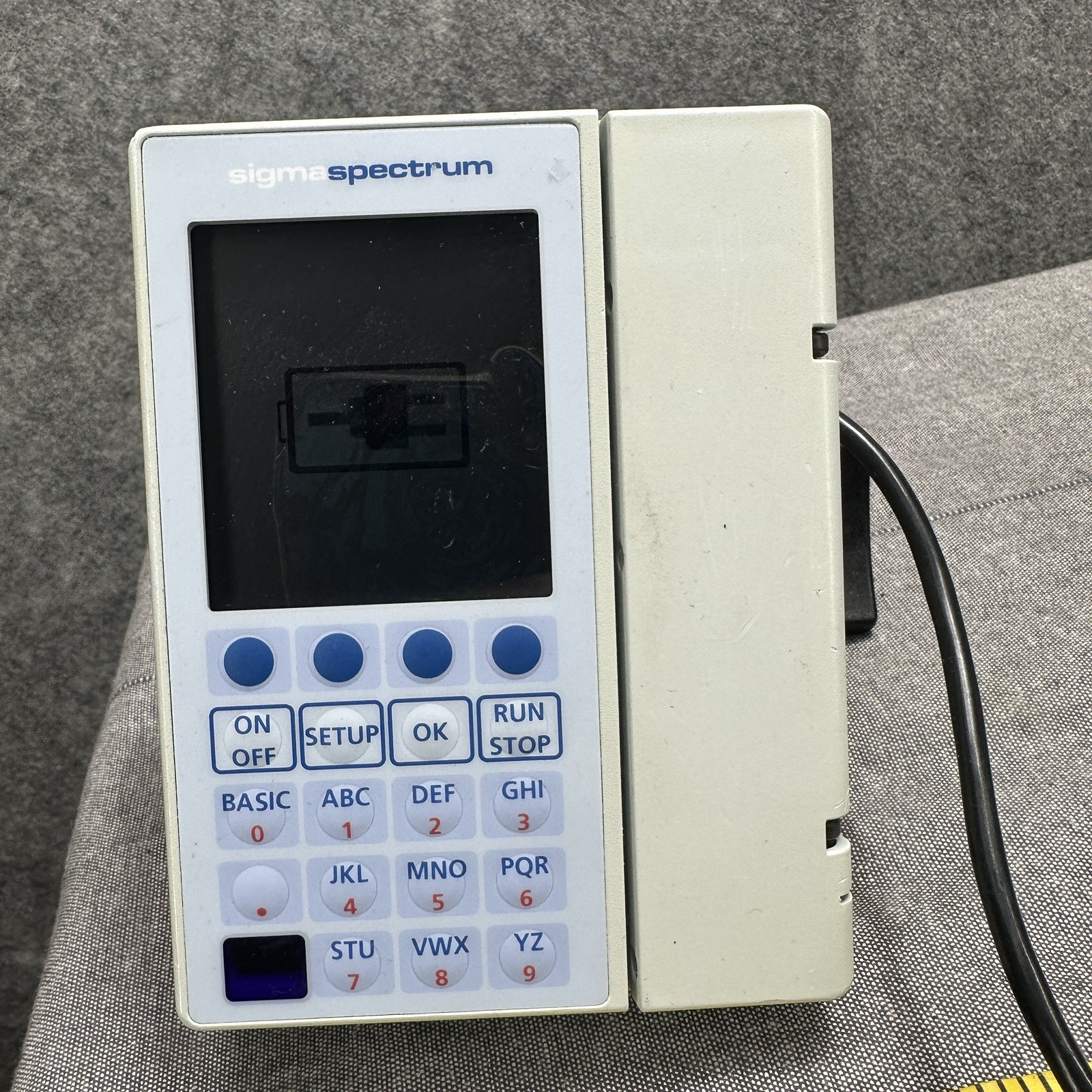 Baxter Sigma Spectrum IV Infusion Pump with AC Adapter Pole Mount Tested Working