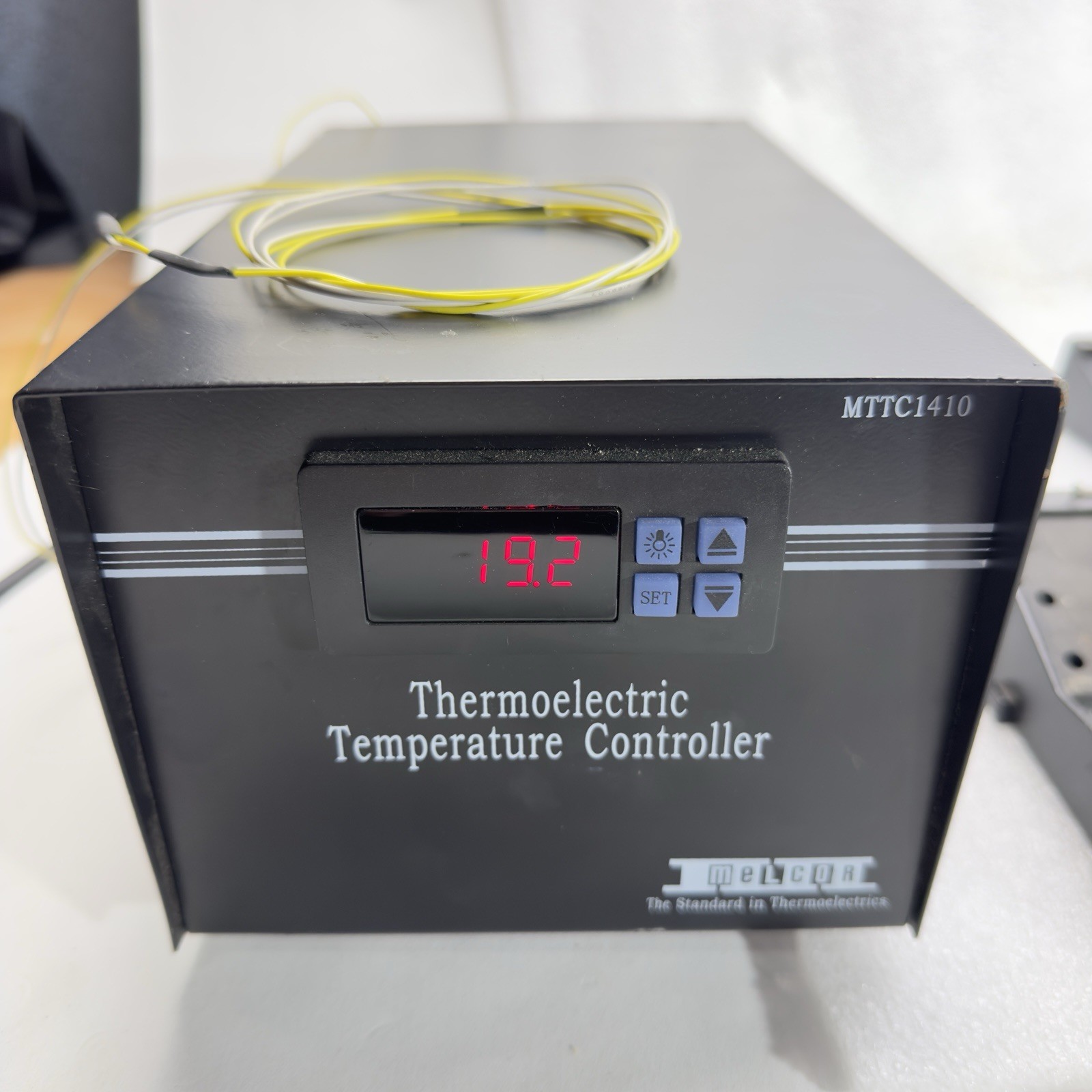Melcor MTTC1410 140W TEC Controllers, ±10.0 Amps, -100 to +200°C – Working
