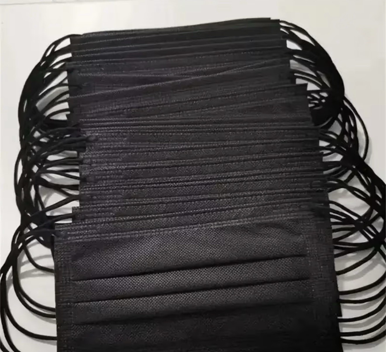 Black Disposable 3-Ply Pleated Face Masks w/ Ear Loops for Cosmetology 100 pcs
