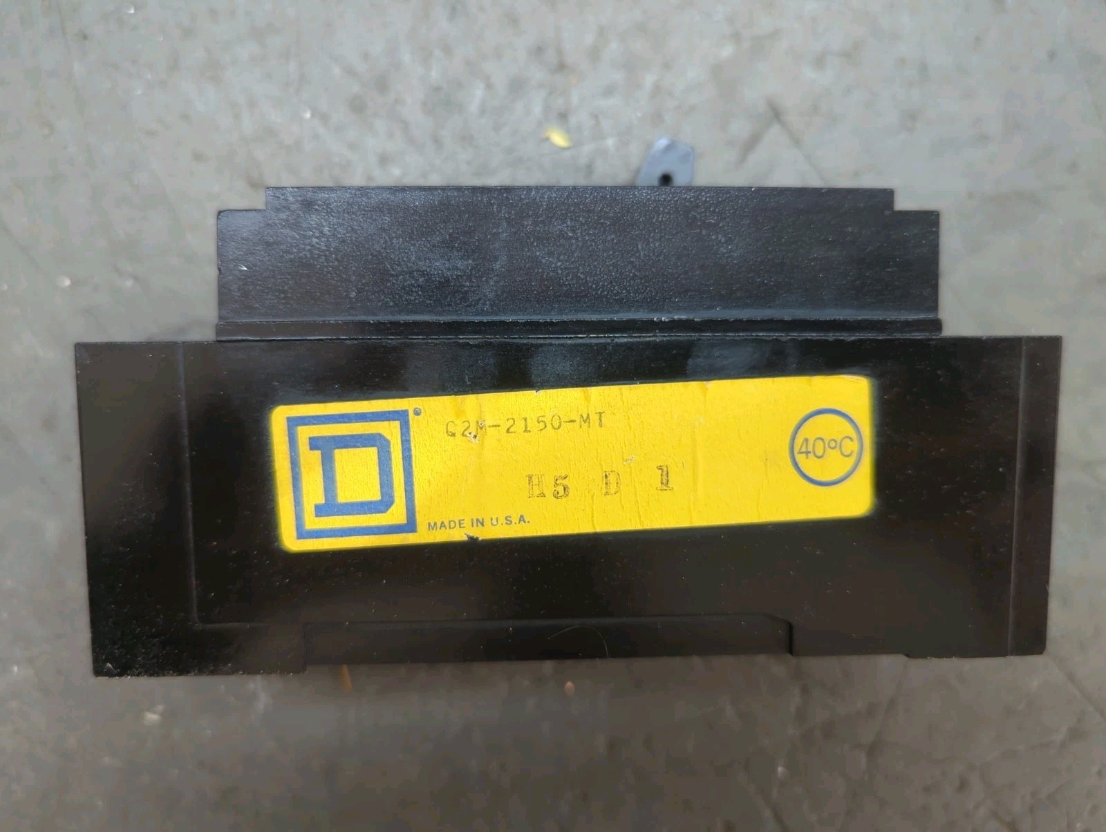 Square D Q2M-2200-MT 200 Amp 2 Pole Circuit Breaker