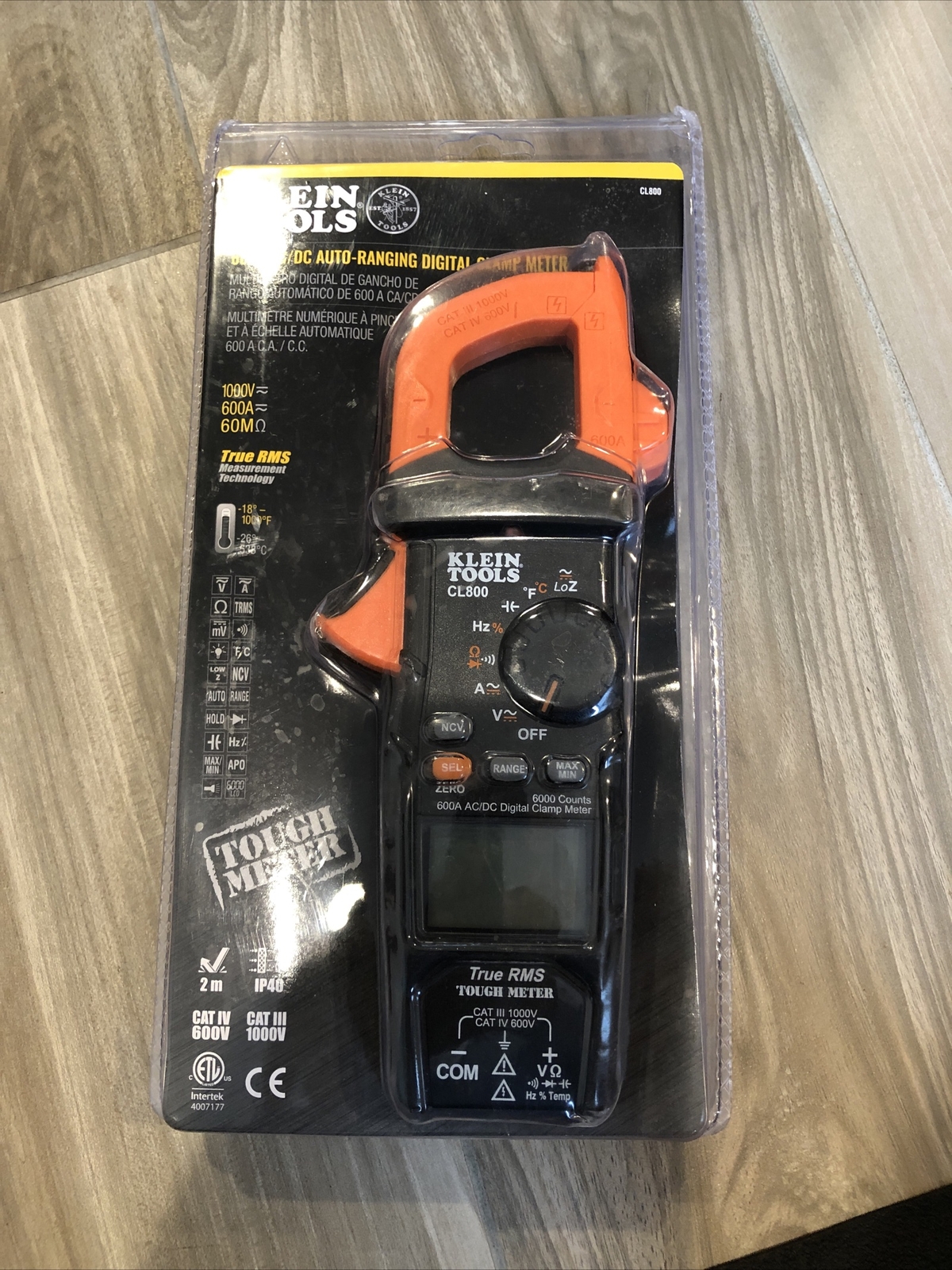 Klein Tools CL800 AC/DC True RMS Auto-Ranging Digital Clamp Meter