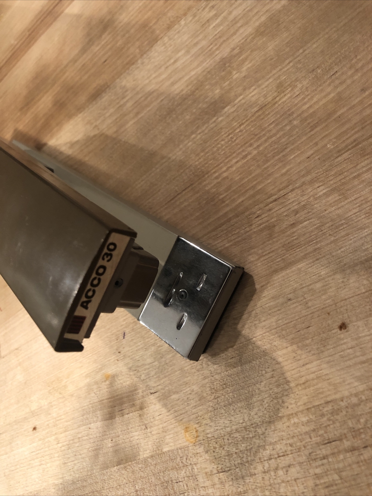 Vintage ACCO 30 Desk Top Stapler Heavy Duty Durable Metal Retro Brown Tan Test