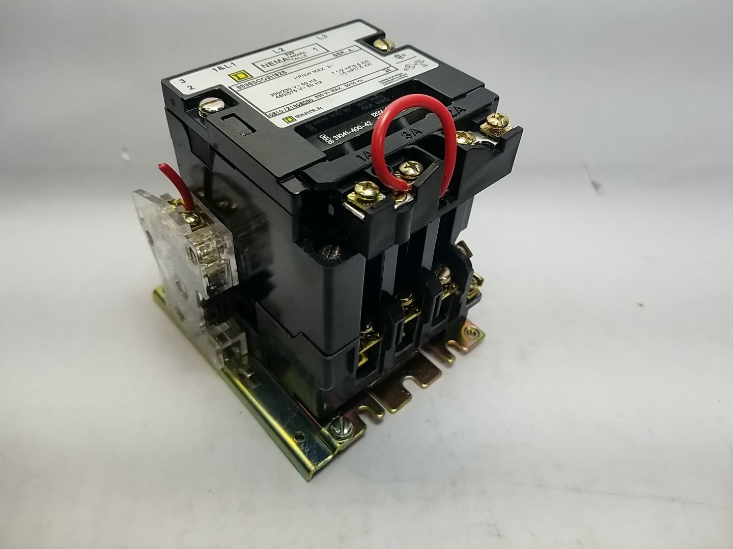 Square D 8536SCO3H52S Nema Size 1 Contactor Series A