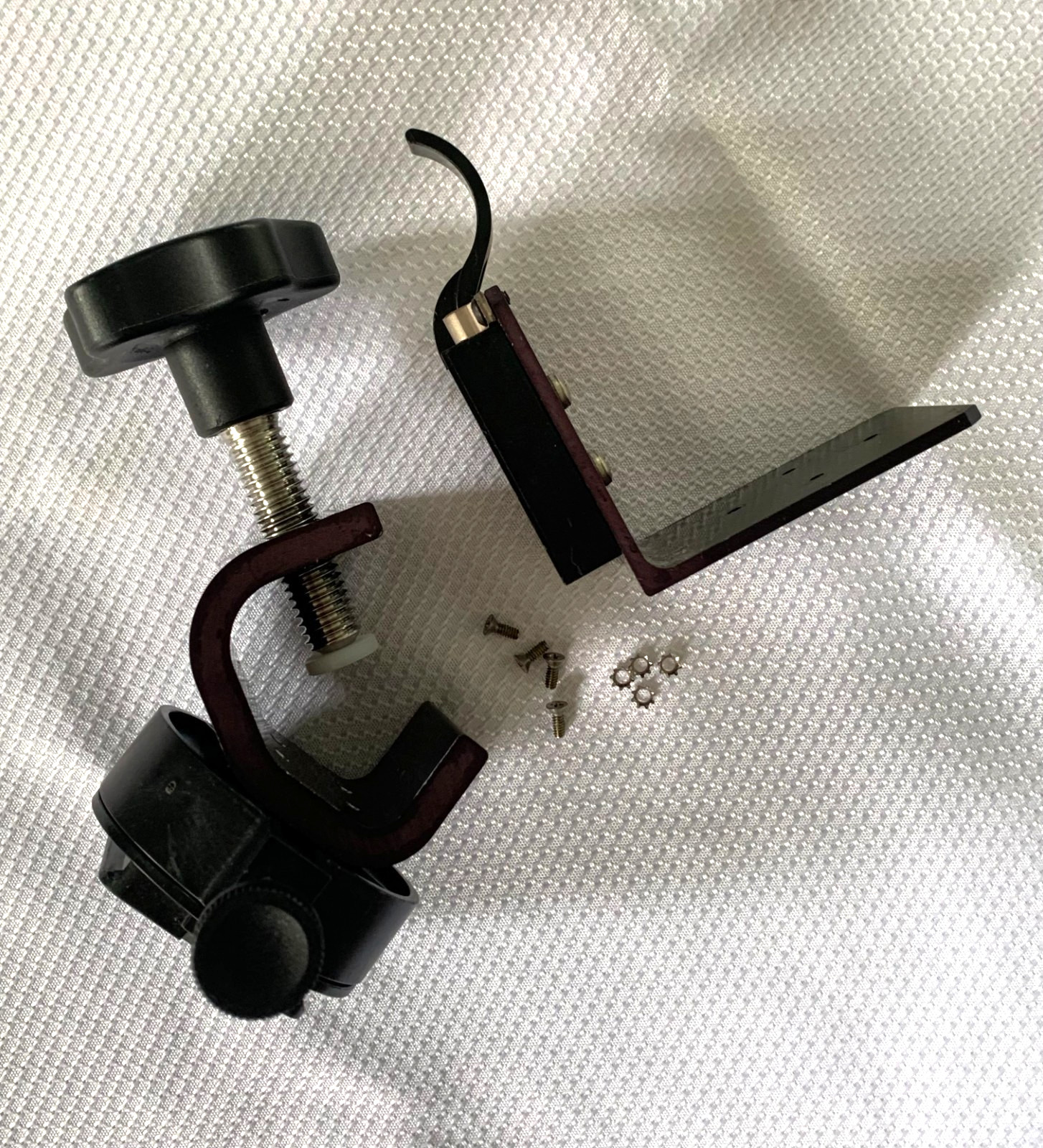 Medfusion 3500 Rotating Pole Clamp w/ Mounting Bracket 22-1050-51