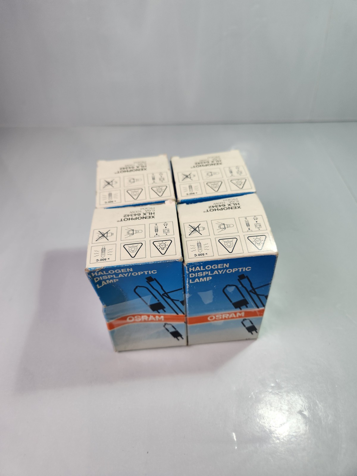 Lot Of 4 OSRAM 64342 HLX-C 6.6A 100W-15 Airport Runway Lamp 15.2V100W PK30d Bulb