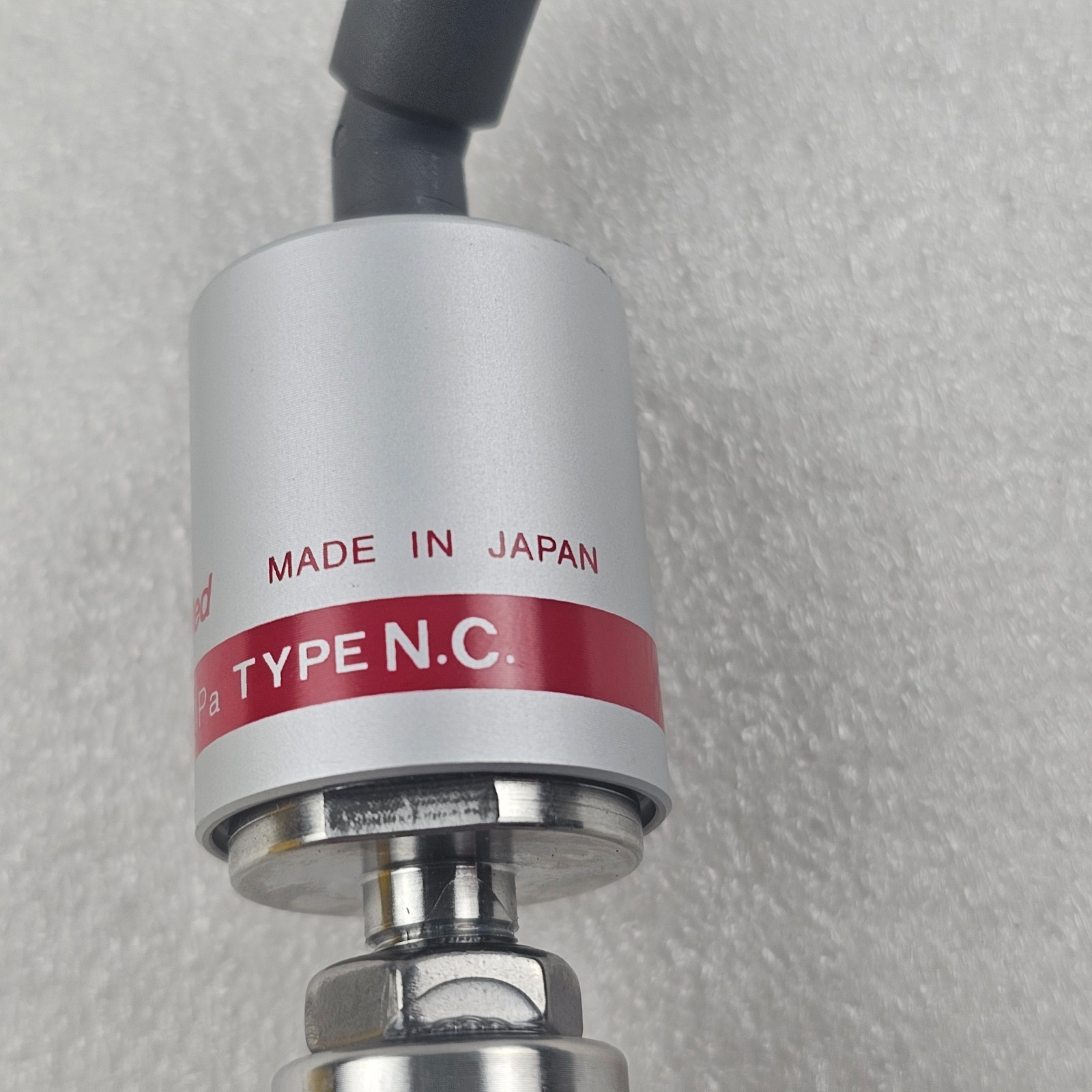 Fujikin Incorporated O.P. 0.5~0.6MPa TYPE N.C. / FUJIKIN 316L-P / AT03P6500