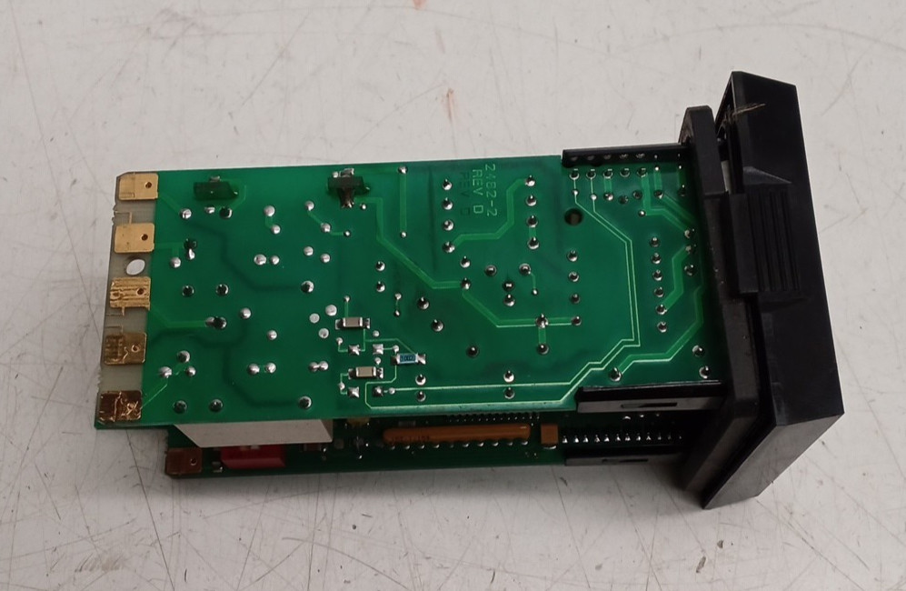Watlow 93BB-1DD0-00RG Series 93 Temperature Controller