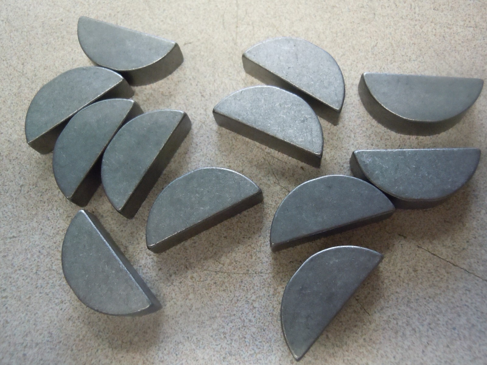 AU-VE-CO 3896 No C Woodruff Keys 5/16″ x 1-1/8″ 1035 Carbon Steel – Lot of 10