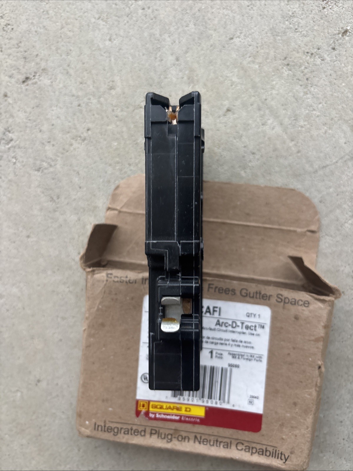 NEW SQUARE D HOMELINE HOM115PCAFI HOM115PCAFIC 15A PLUG ON NEUTRAL AFCI No Box