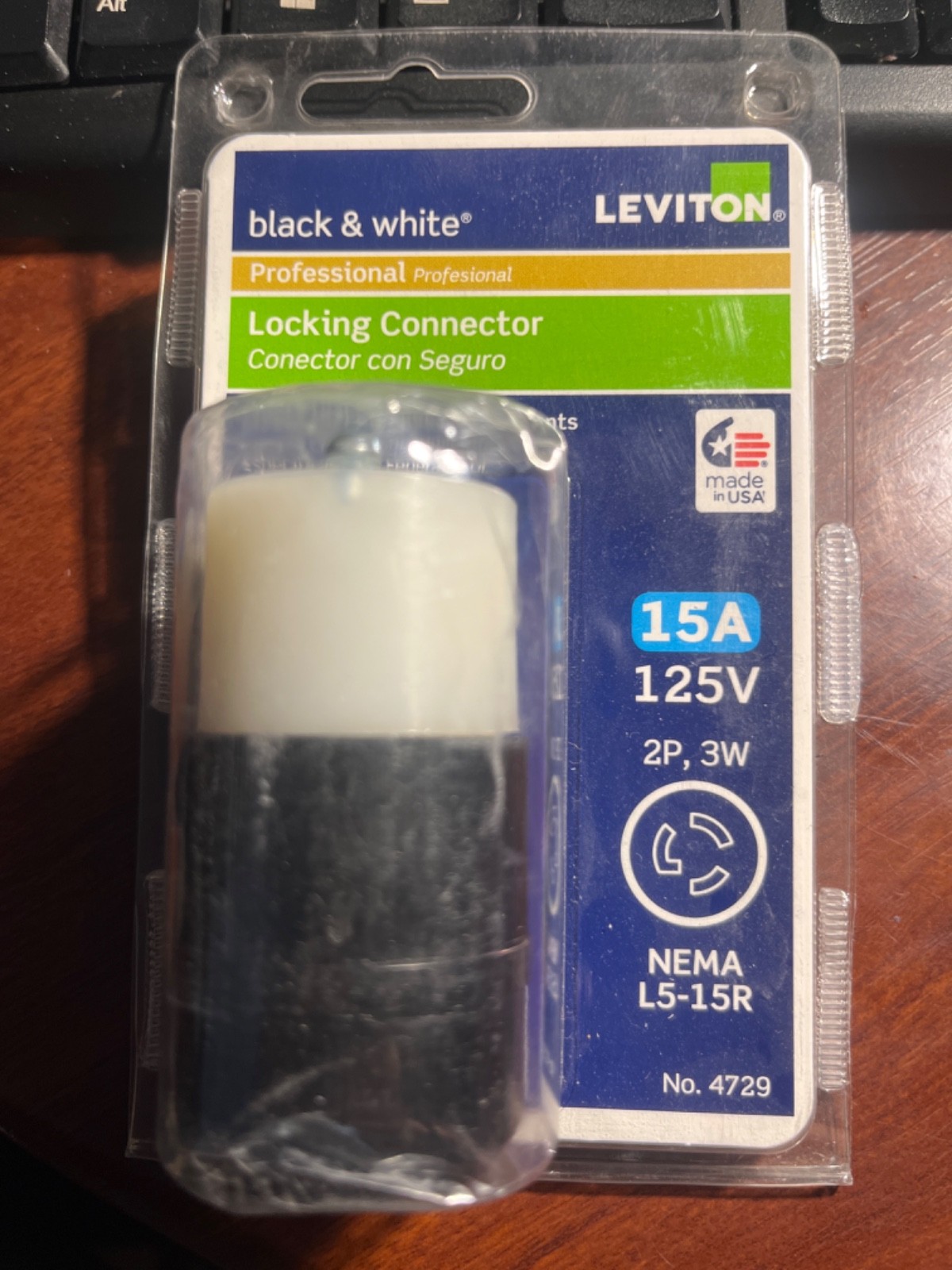 15 Amp 125-Volt Locking Connector | Black and White 4729-CS