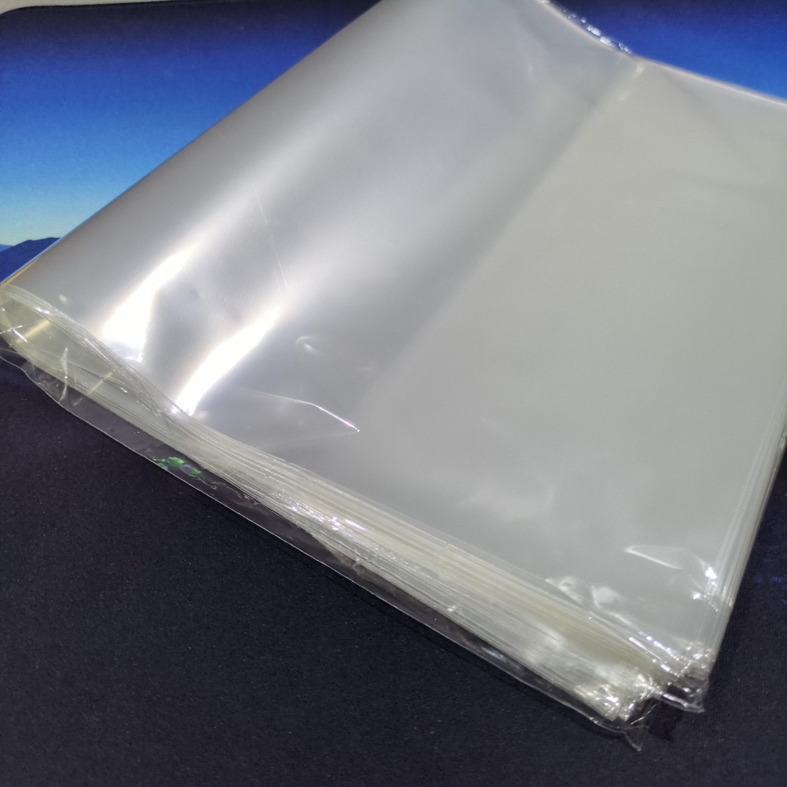 CLEARBAGS® Clear Slip-on Book Covers 9 1/2″ x 16″ 25 pack BC91H