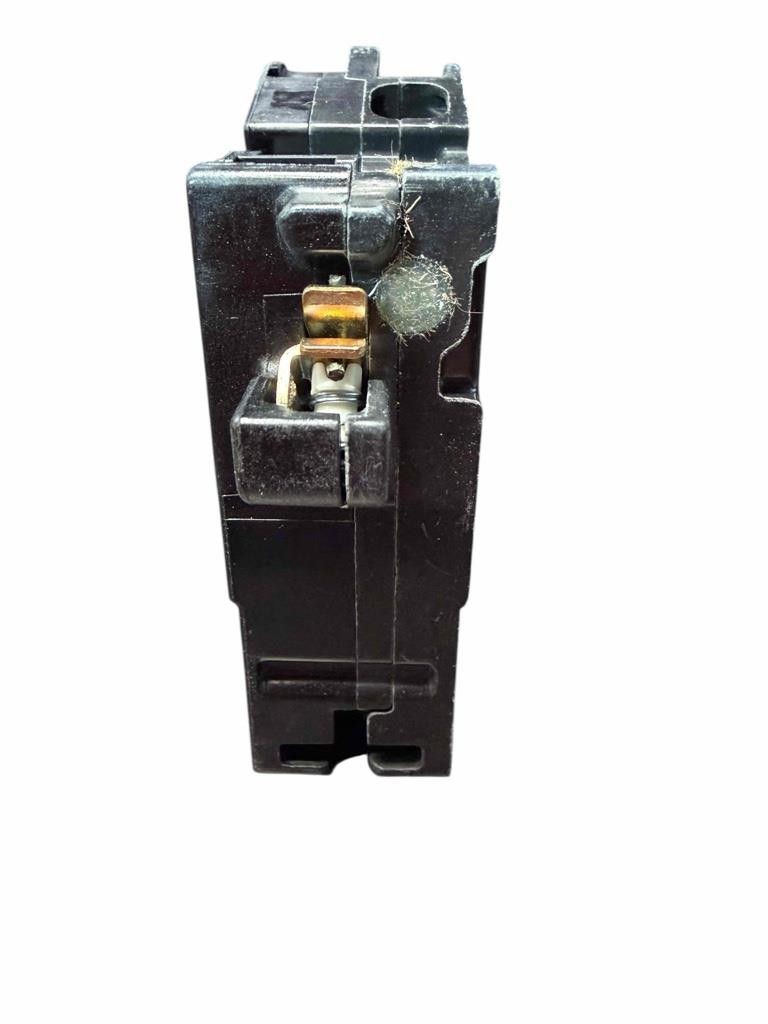 Siemens QA115AFCN 15A 1 Pole Combination Type Plug-On Neutral Circuit Breaker