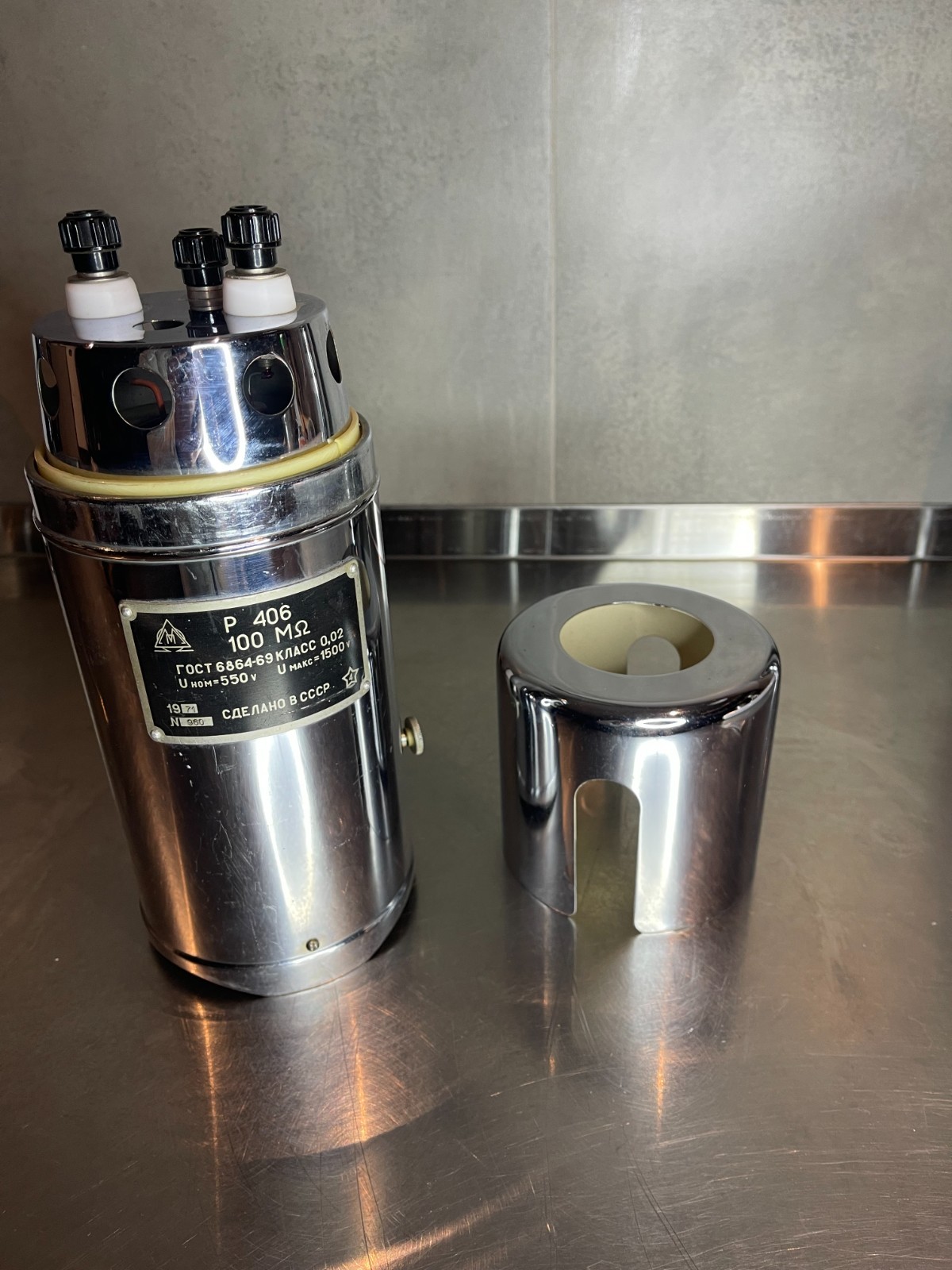 100 Mohm 100 MΩ Resistance Standard Resistor Calibrator Accuracy 0.02% Tested