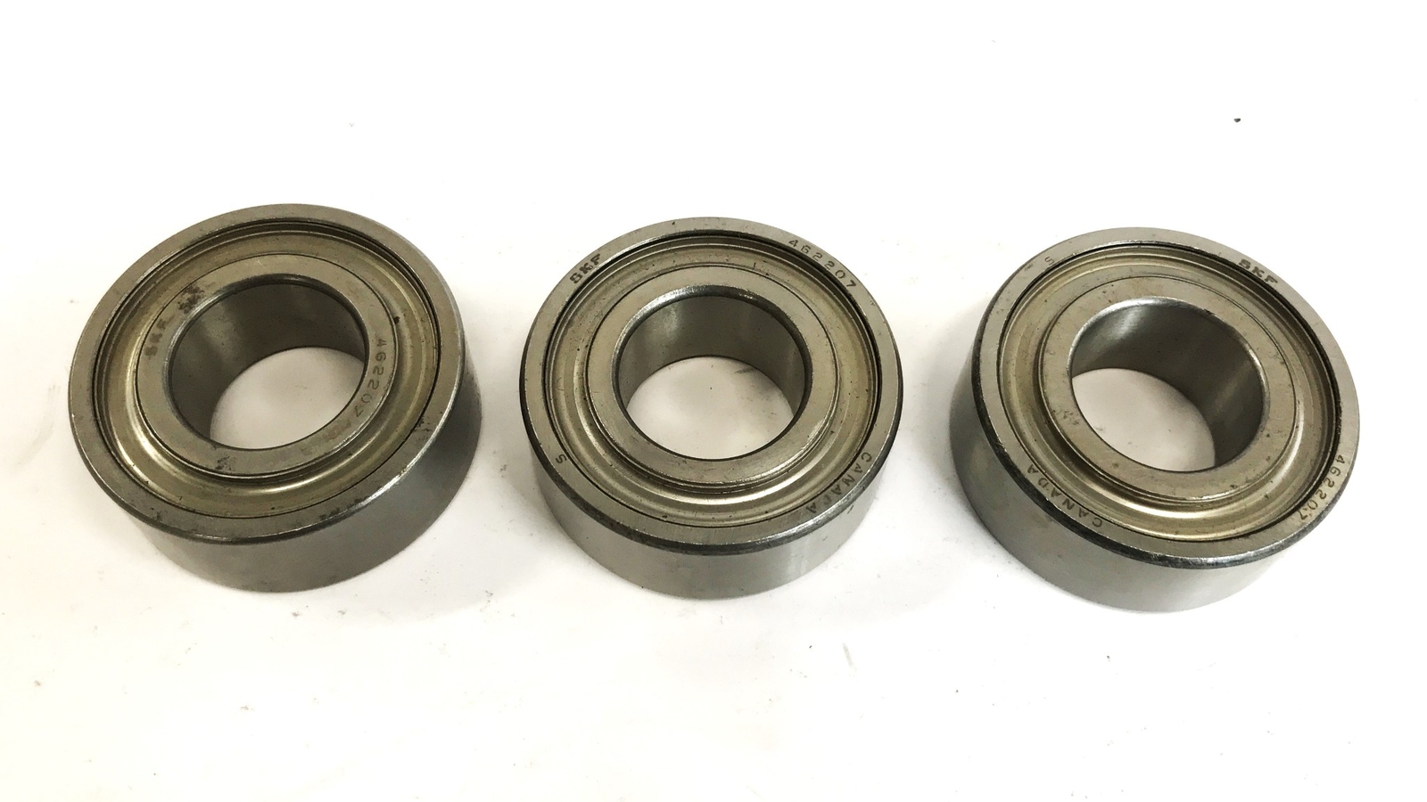 SKF 2-3/4 inch Single Row Ball Bearing 462207 [Lot of 3] NOS