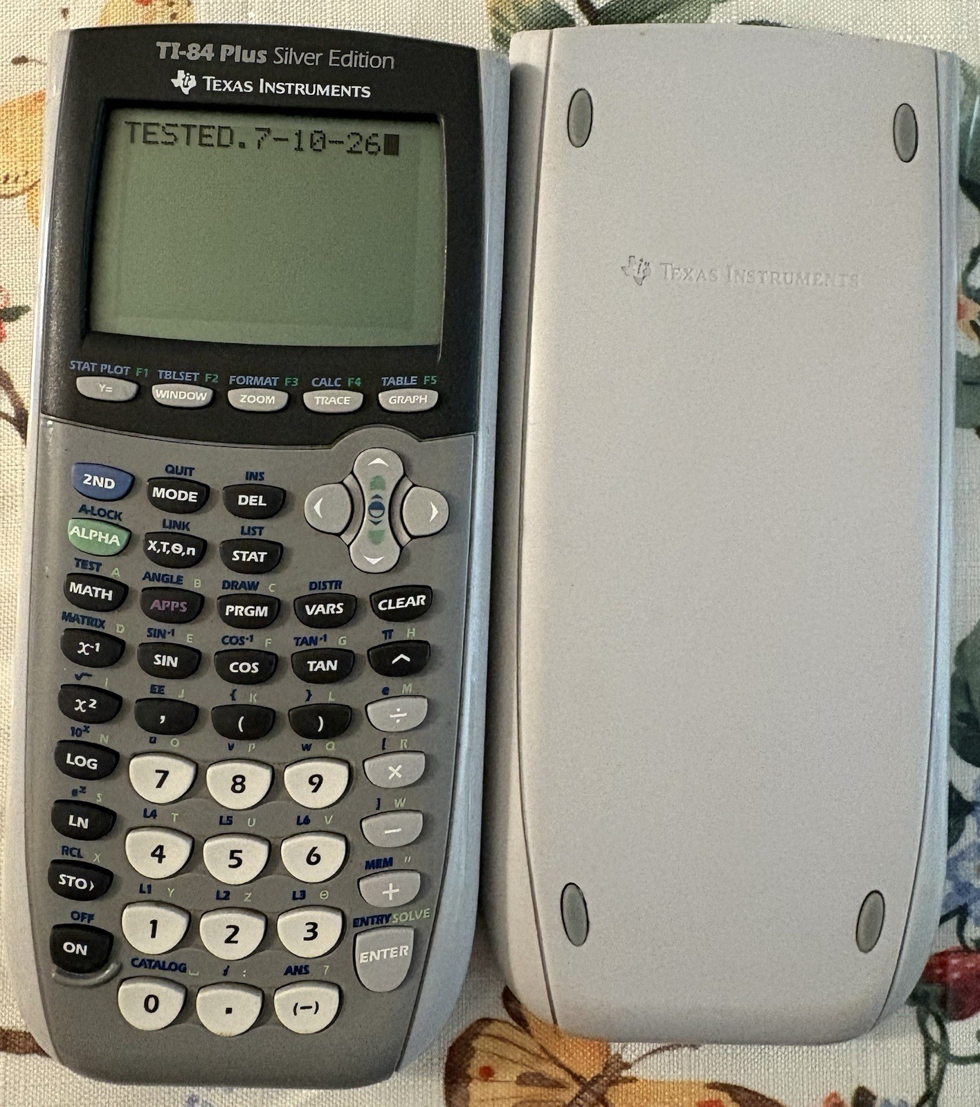 Texas Instruments TI-84 plus Silver Edition Graphing Calculator…Tested & Works