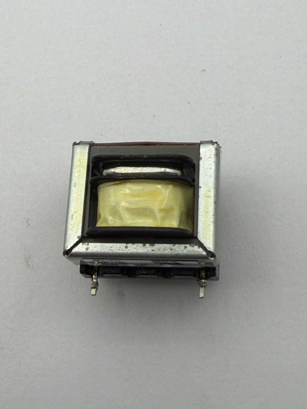 15pcs of CSE187L Low Freq Transformer 50-400Hz Turns Ratio=1:500 30A 21Ohm